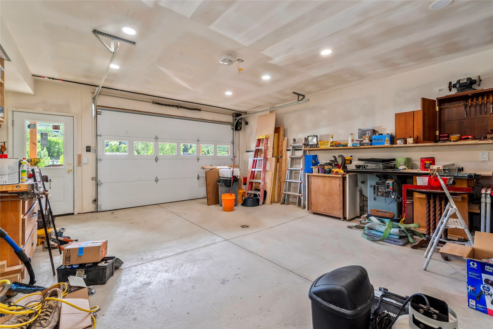 404 Bell Avenue Property Photo 31