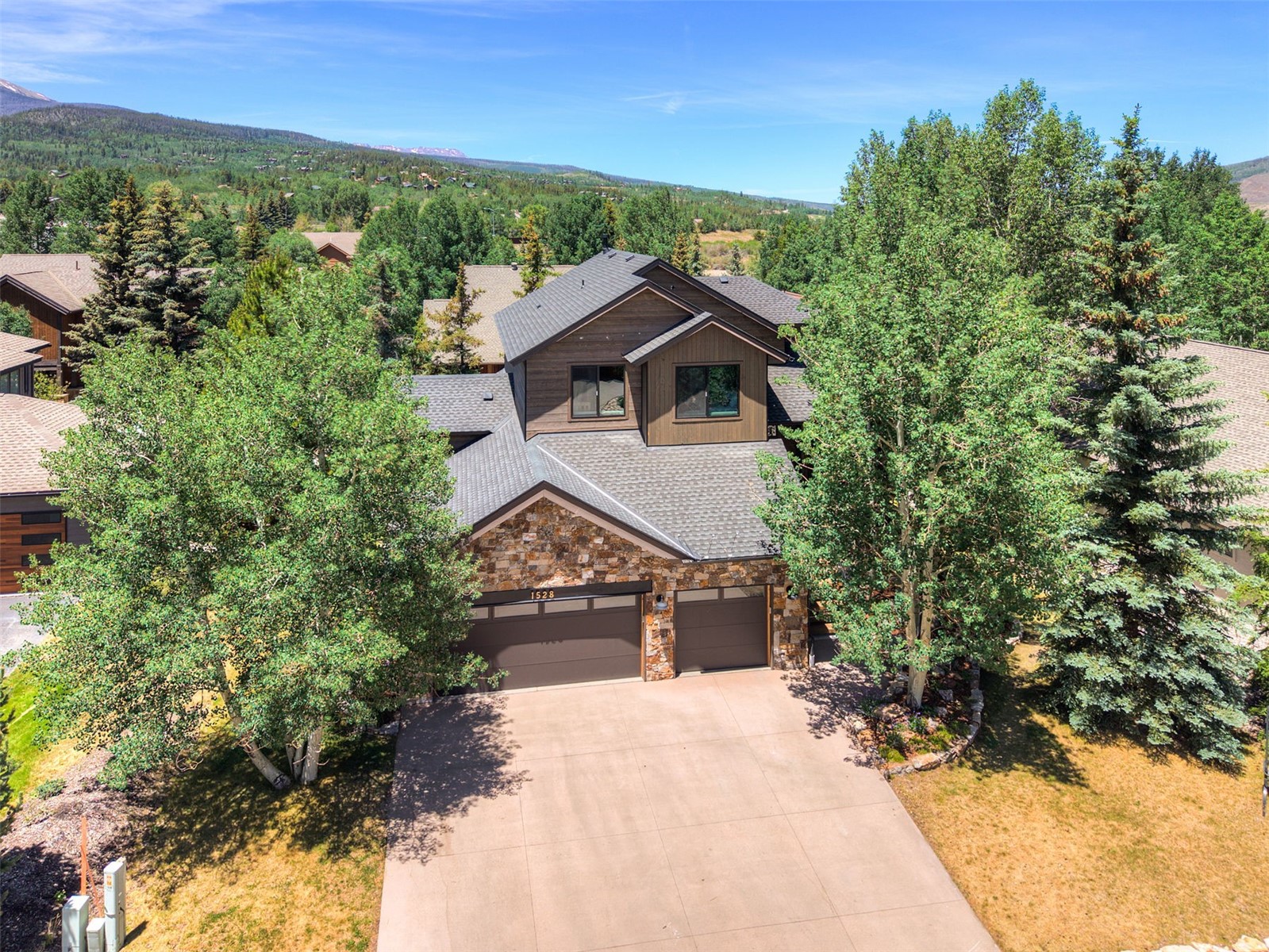 1528 Legend Lake Circle Property Photo 43