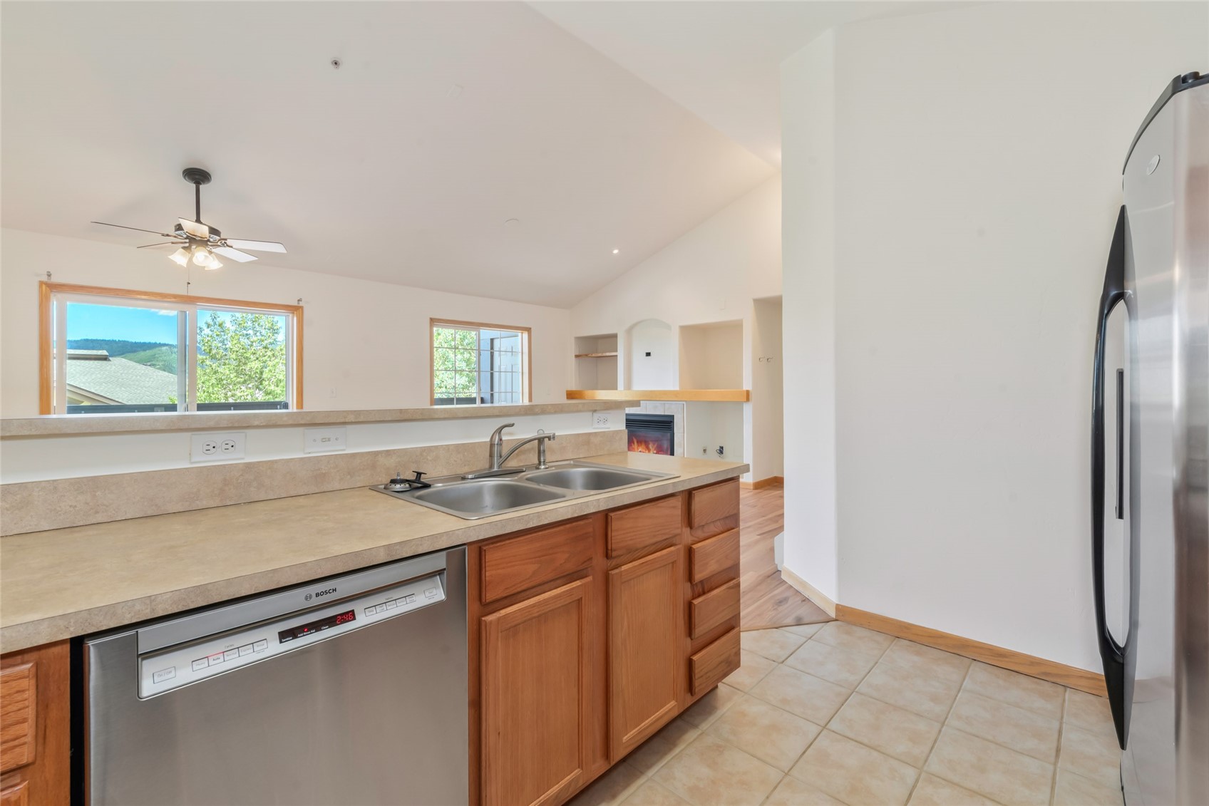 3340 Columbine Drive 708 Property Photo 5