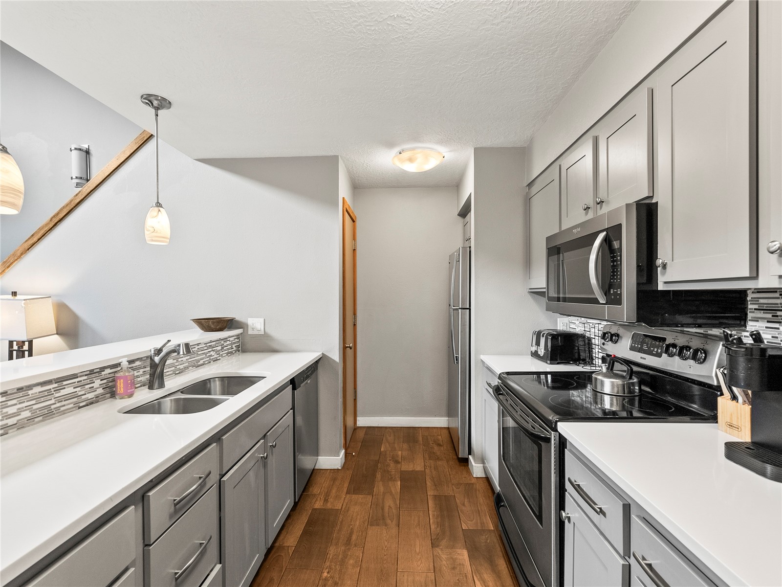 22320 Us Highway 6 1761 Property Photo 15