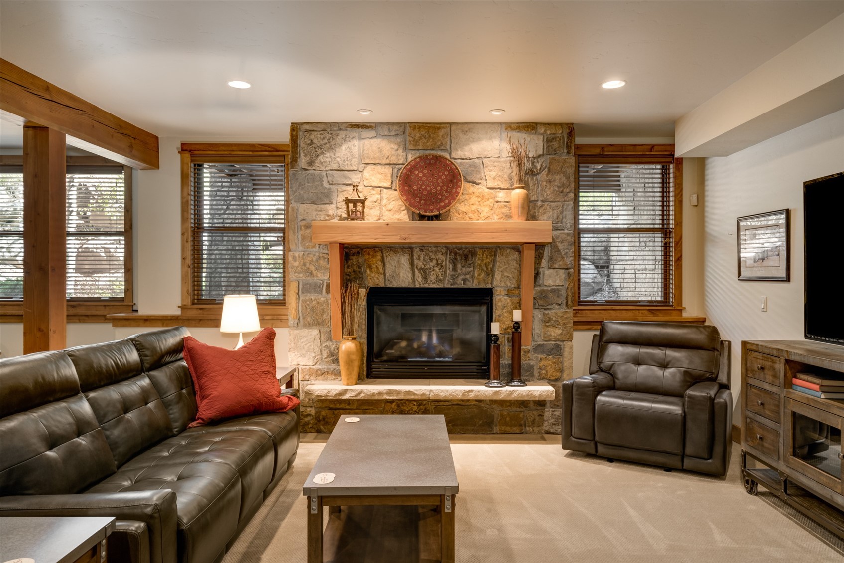 1301 Turning Leaf Court Deed E Property Photo 7