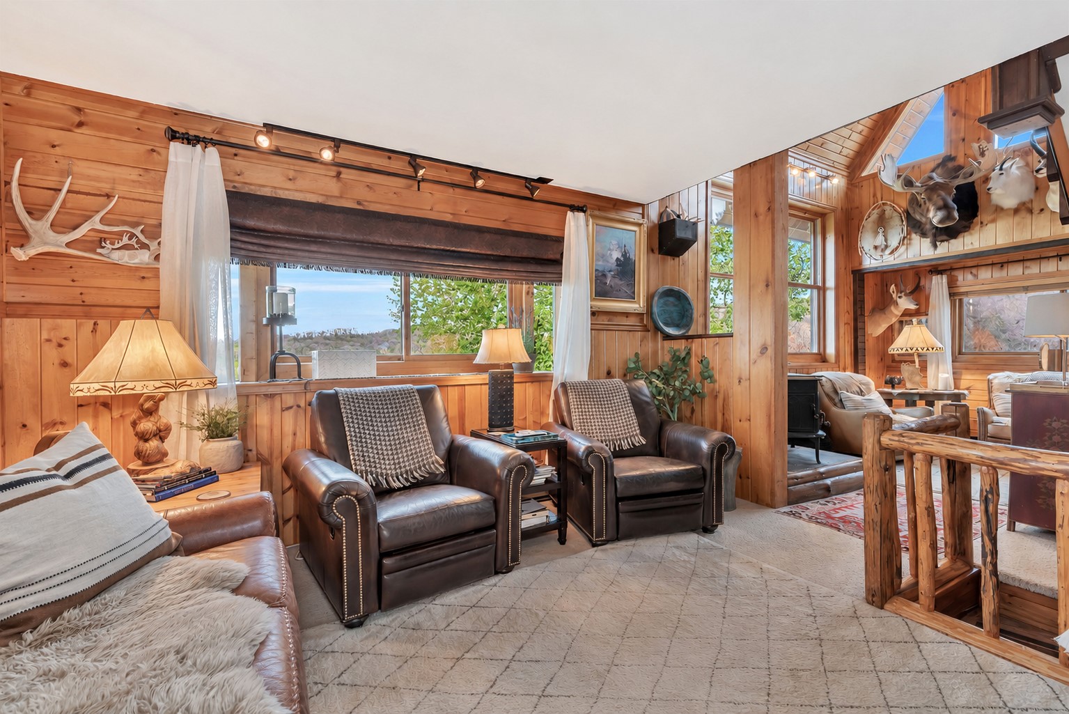 27055 Whitewood Drive E Property Photo 22