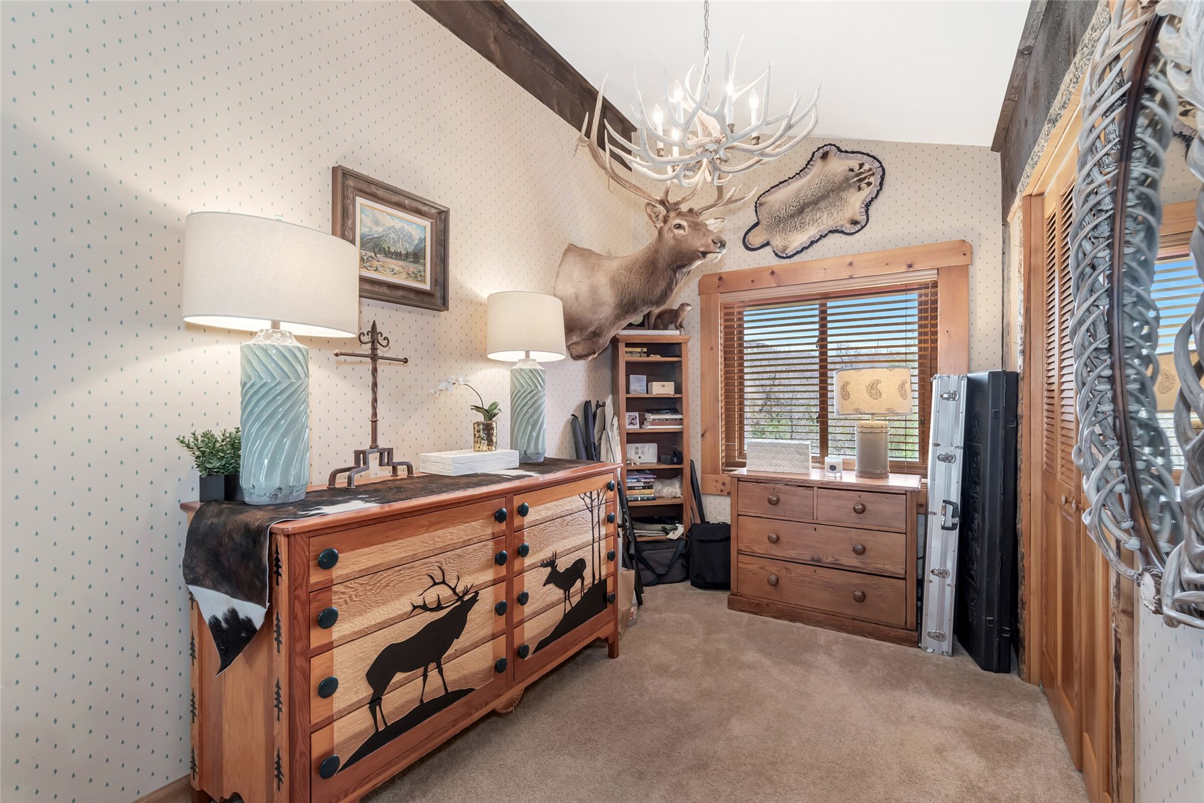 27055 Whitewood Drive E Property Photo 29