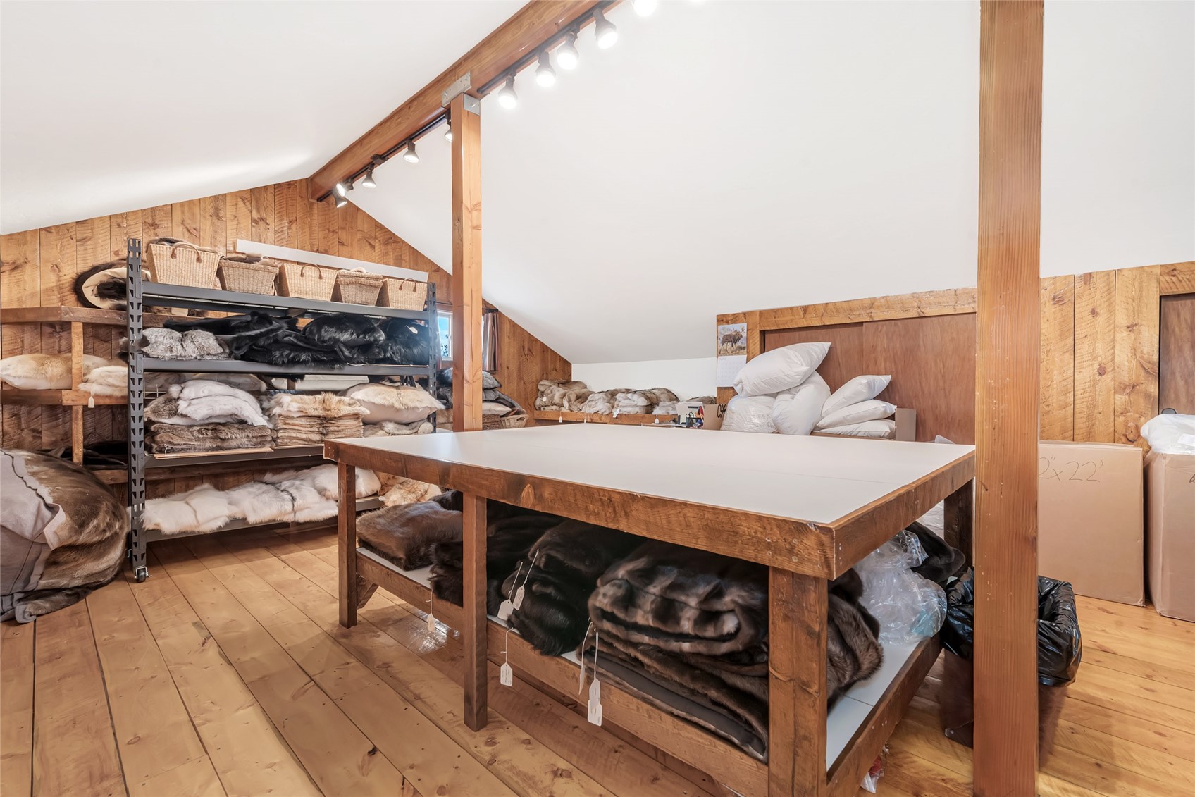 27055 Whitewood Drive E Property Photo 44