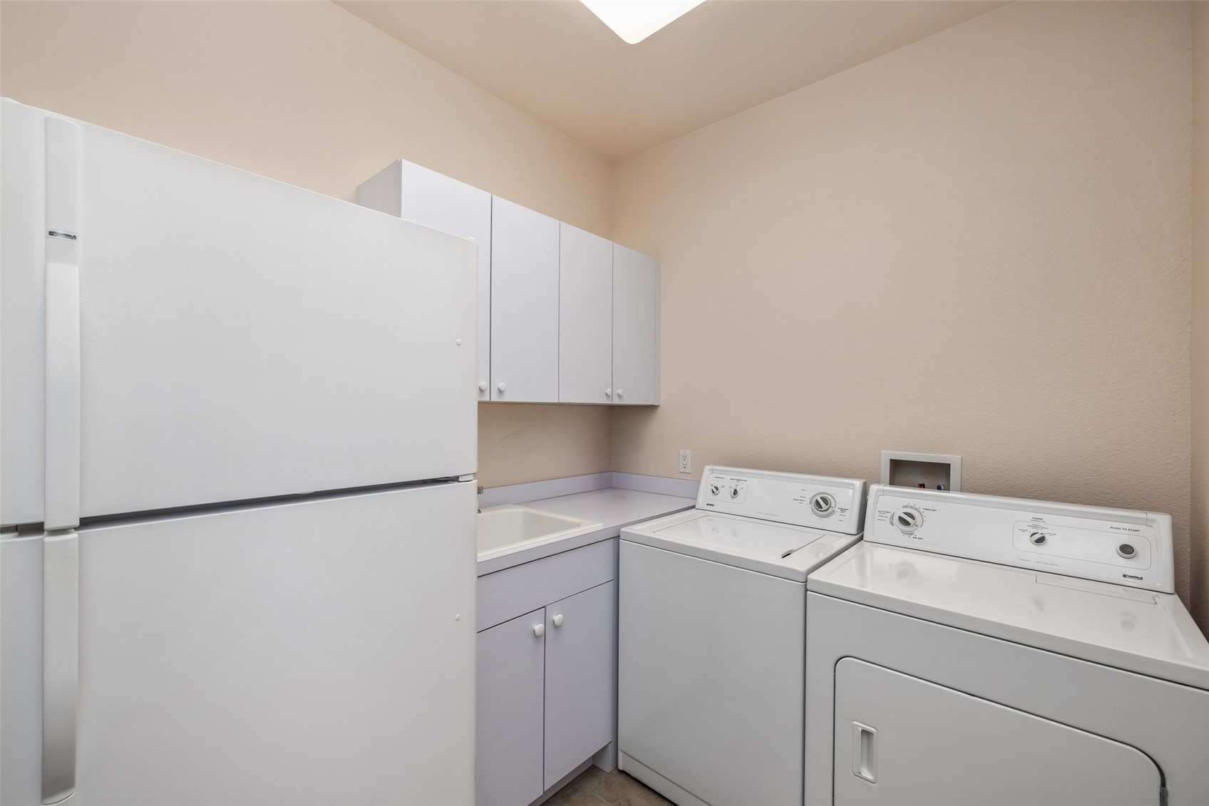 1744 Falcon Drive Property Photo 36