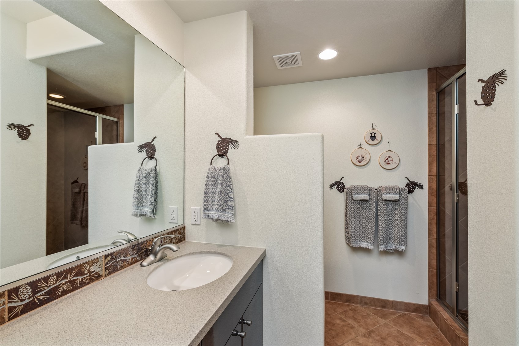 1744 Falcon Drive Property Photo 40