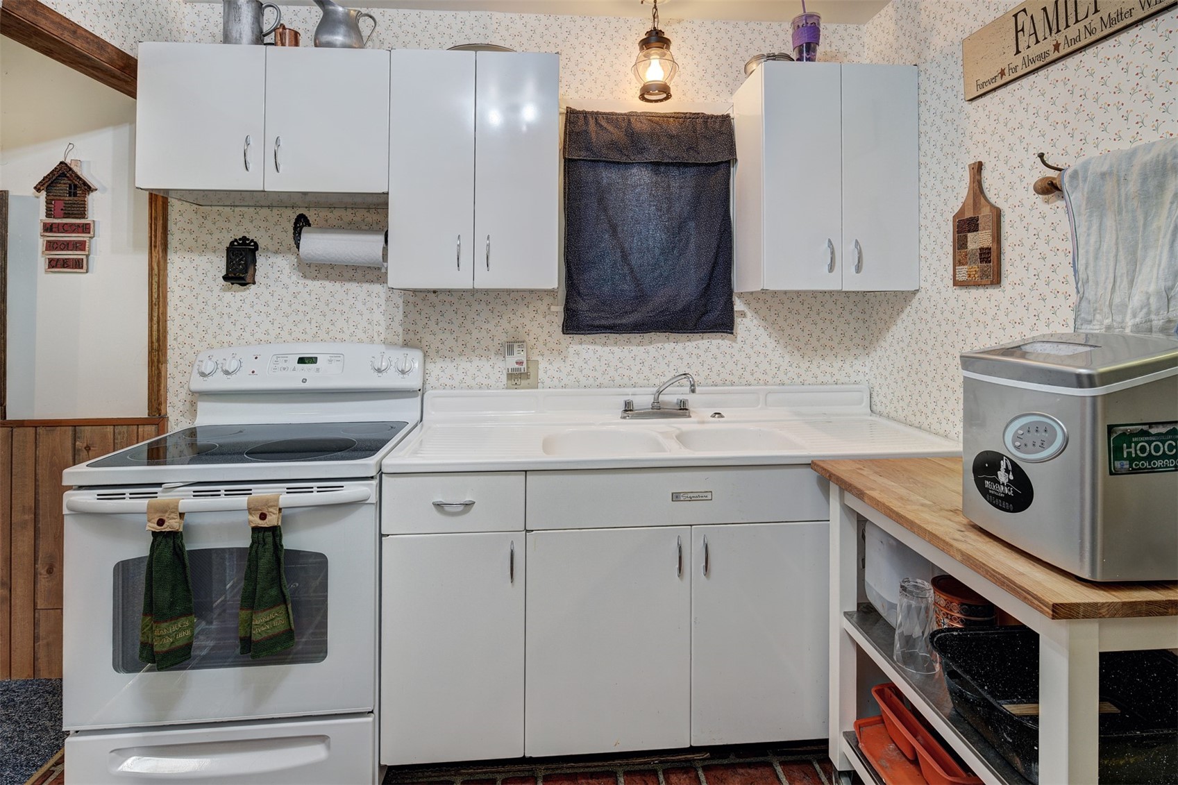 5621 French Gulch Road Property Photo 15