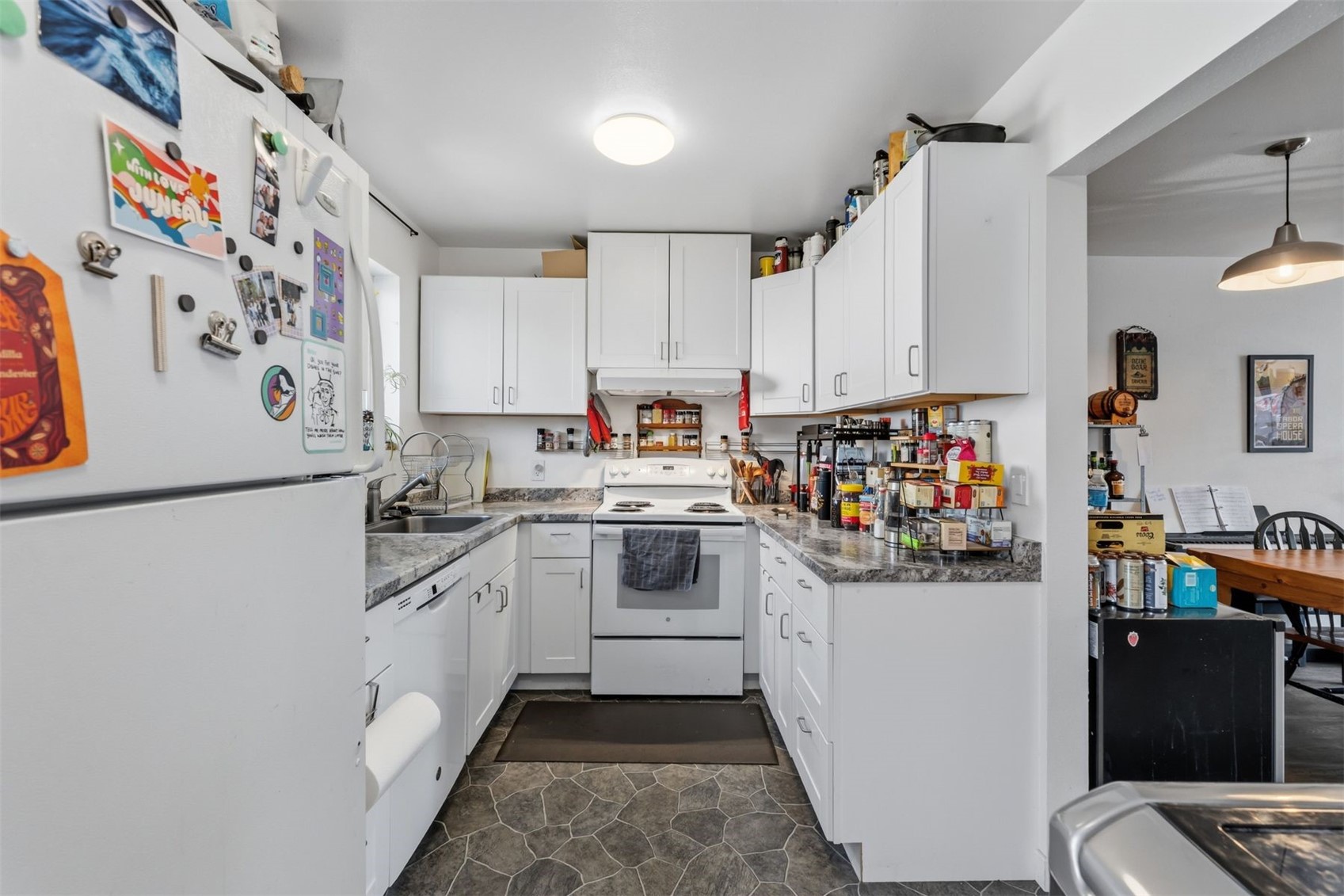 101 S Maple Street Property Photo 28