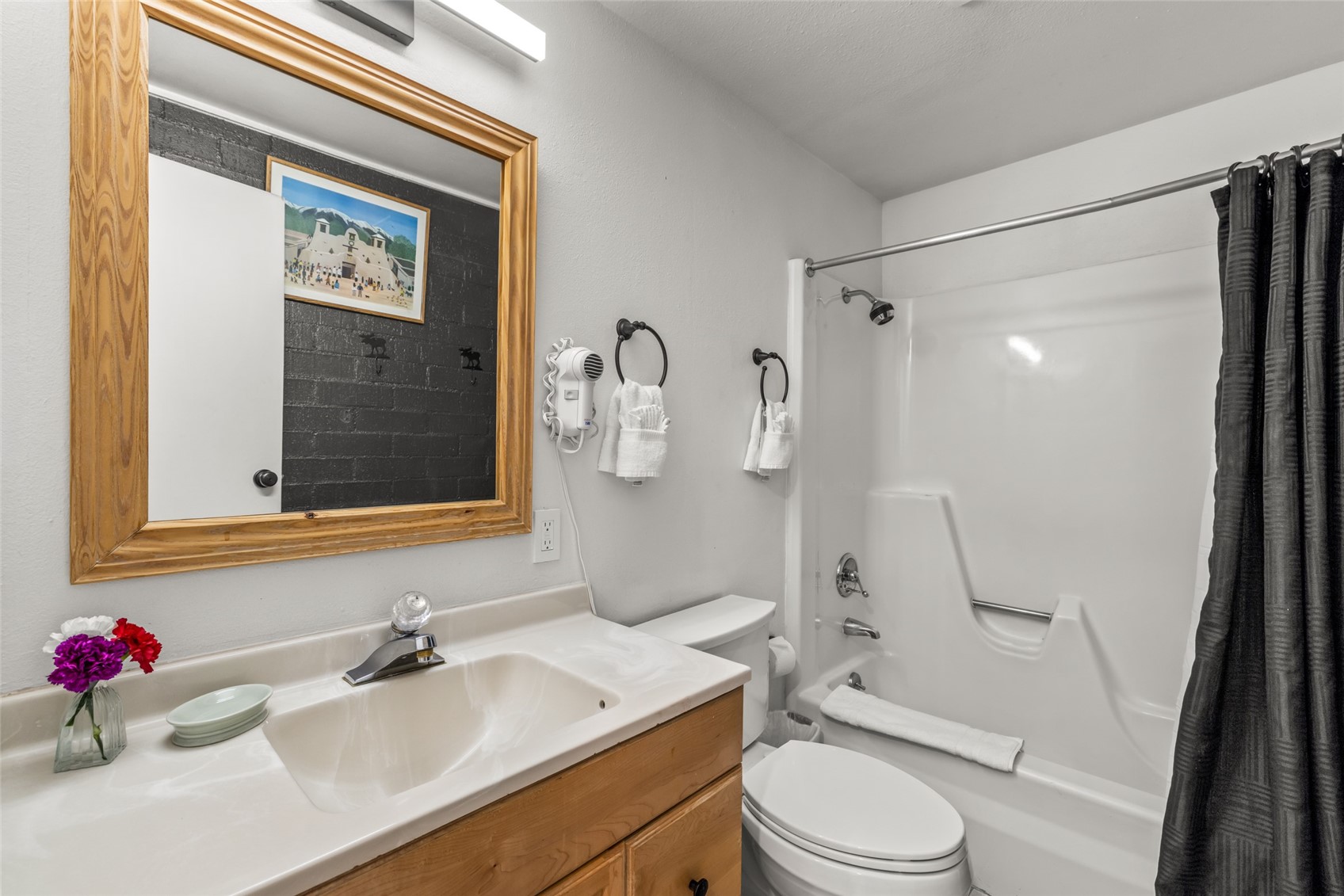 1920 Ski Time Square Drive 310 Property Photo 14