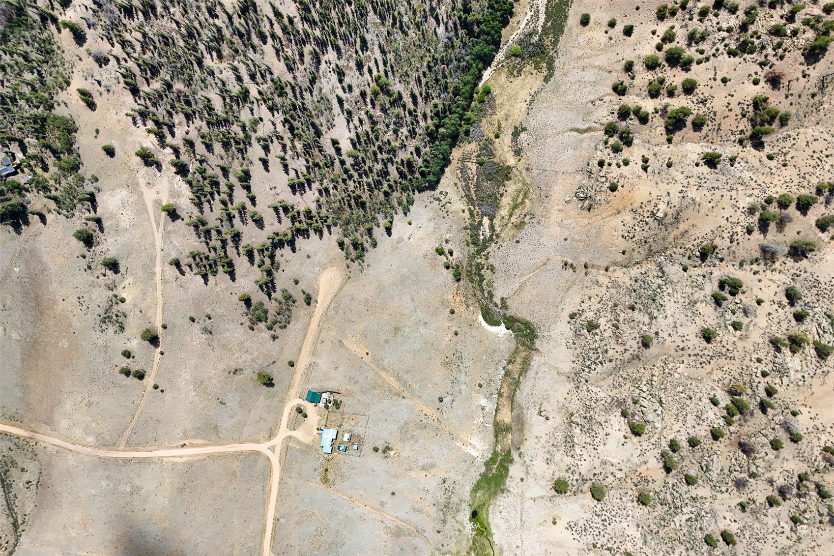 1111 Latigo Loop Property Photo 16