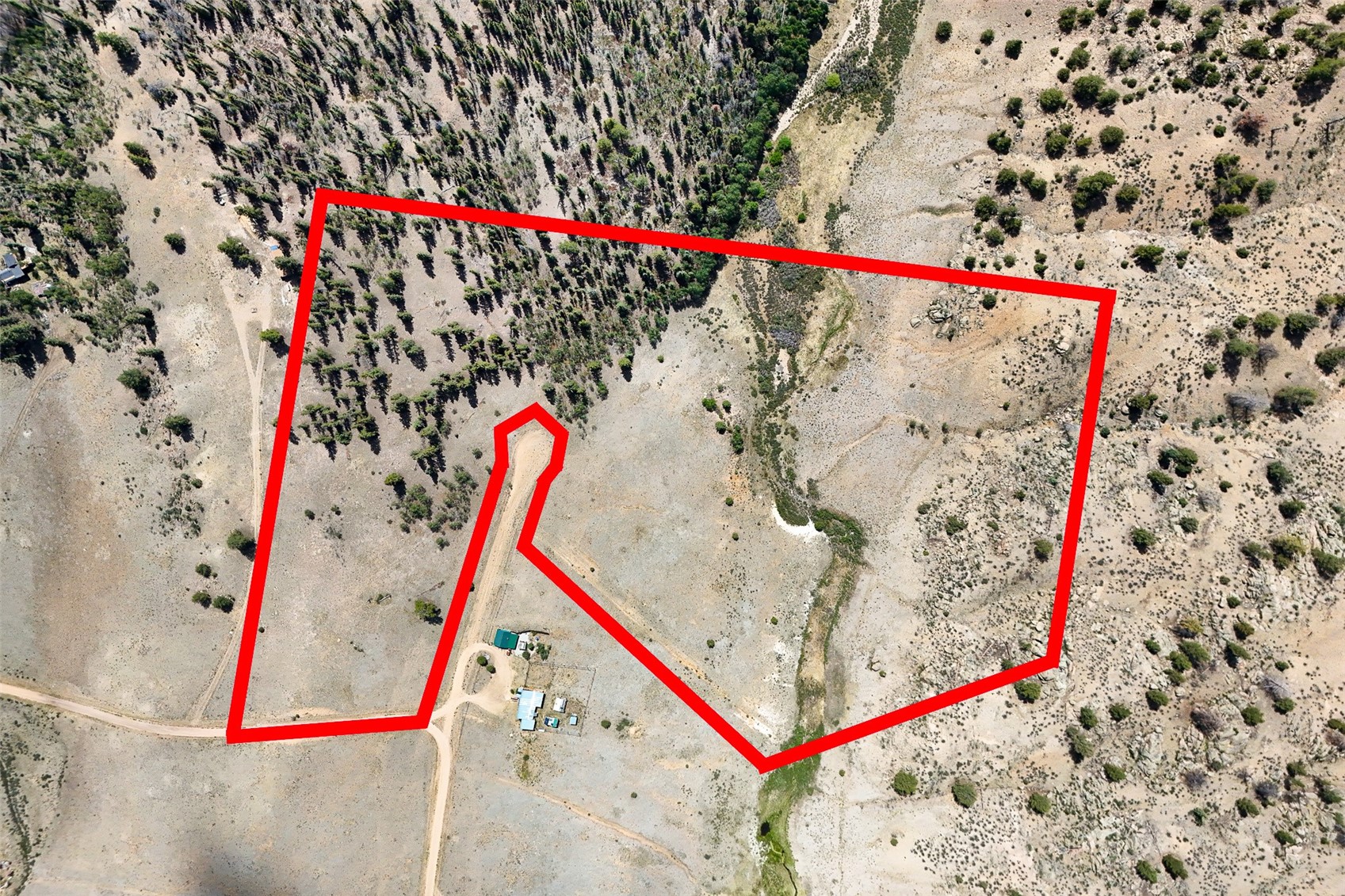 1111 Latigo Loop Property Photo 17
