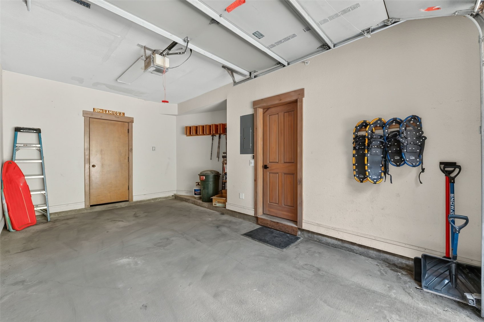 710 Alhambra Road 8744 Property Photo 3