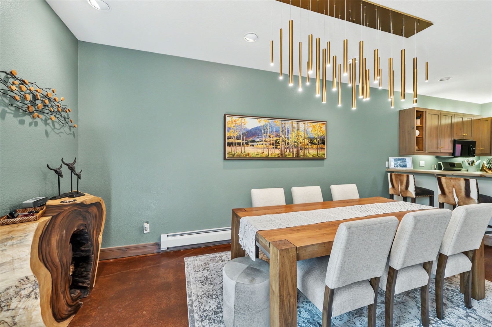 710 Alhambra Road 8744 Property Photo 15