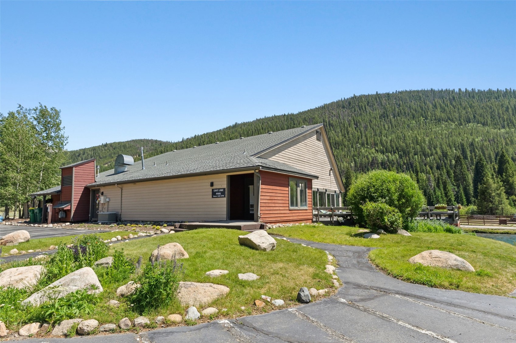 22174 Us Highway 6 7 Property Photo 26
