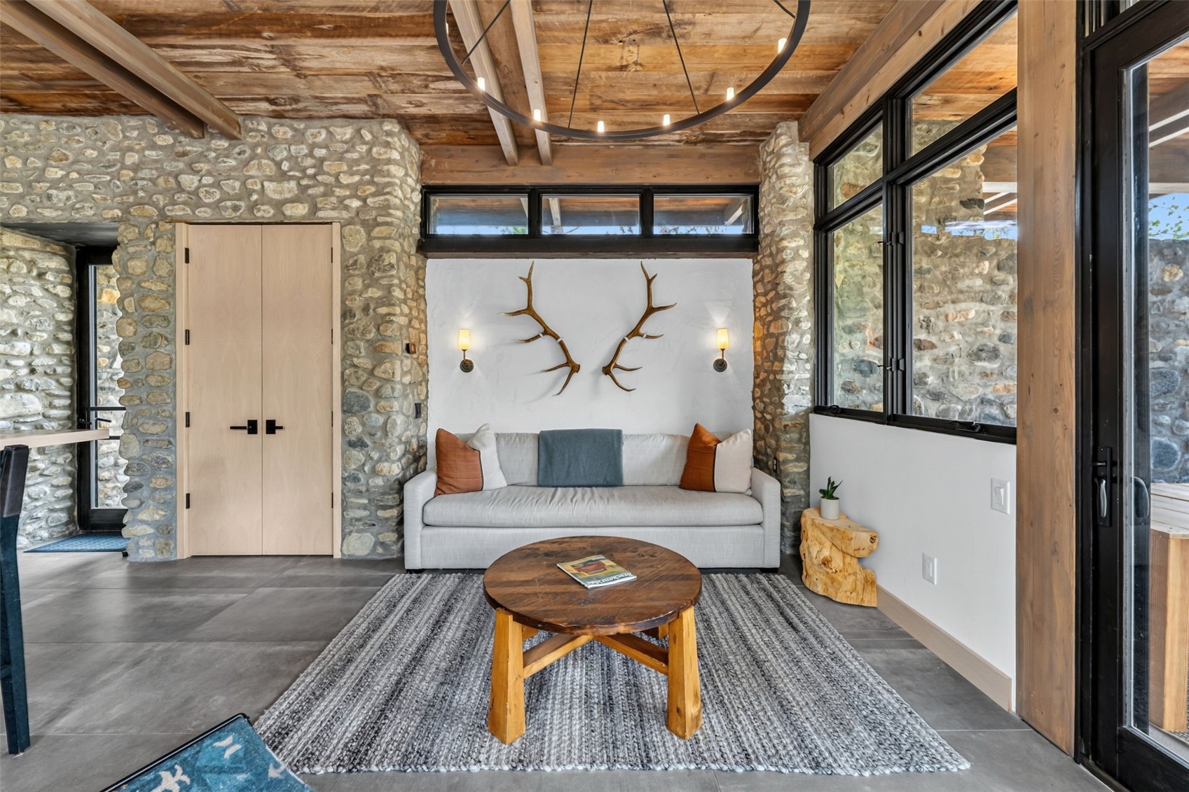 2383 Tiger Road Property Photo 17