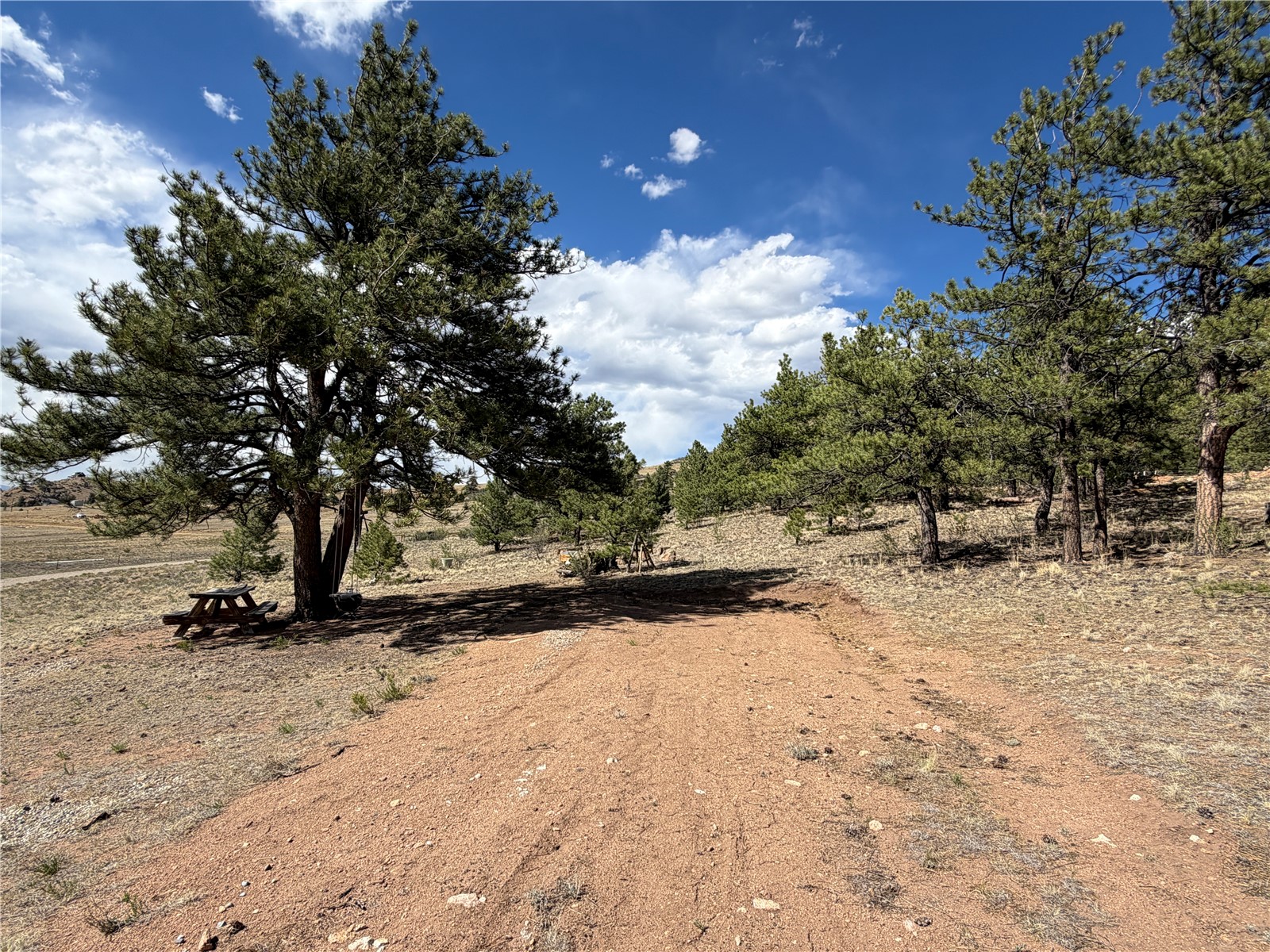 830 Cohonina Road Property Photo 4