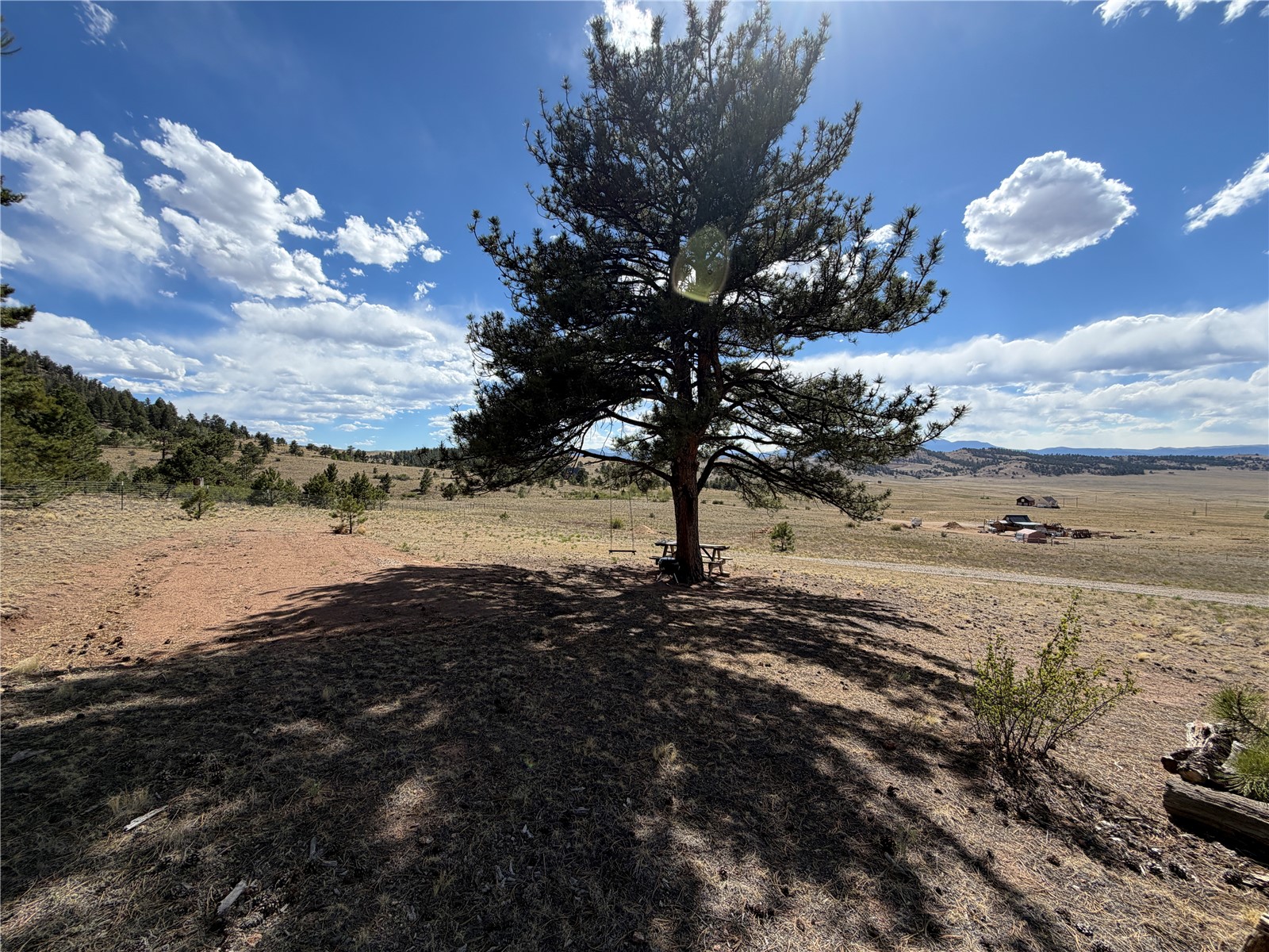 830 Cohonina Road Property Photo 7
