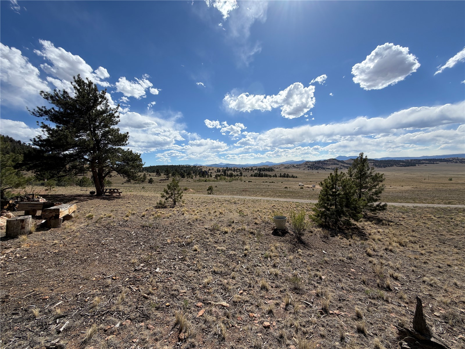 830 Cohonina Road Property Photo 10