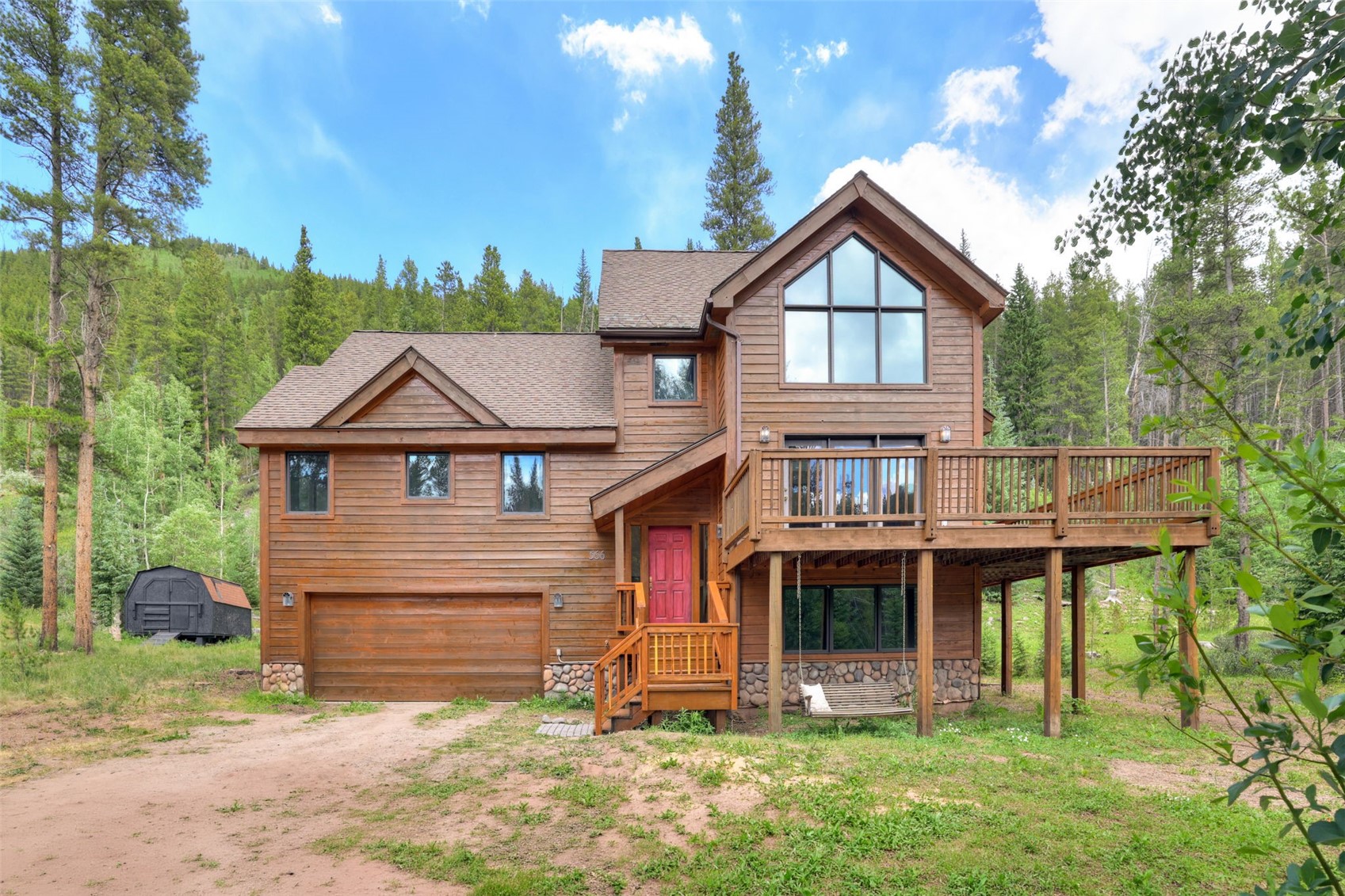 566 Blue River ROAD Property Photo 1