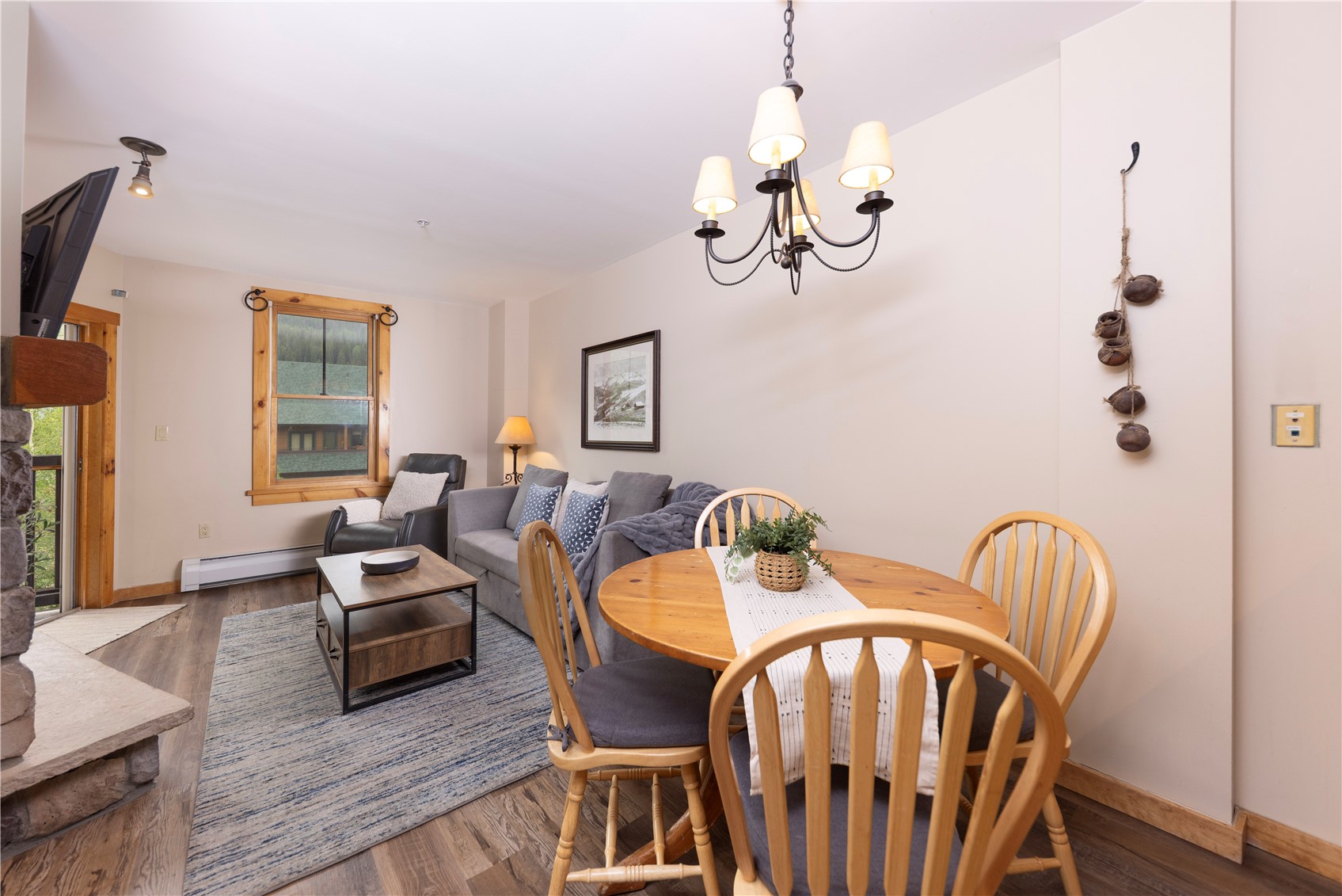 100 Dercum Square 8372 Property Photo 6