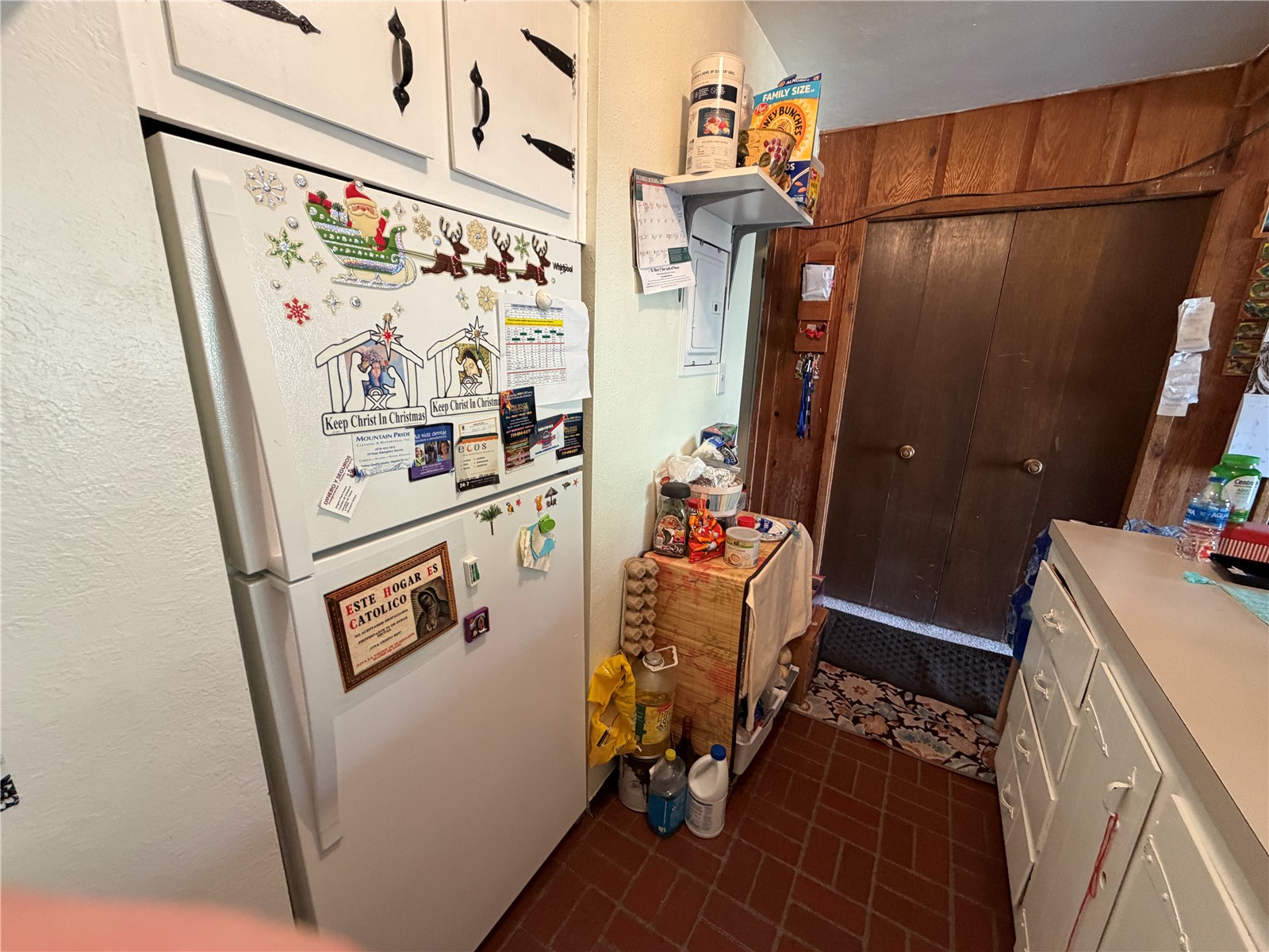 330 E La Bonte Street 2 Property Photo 6