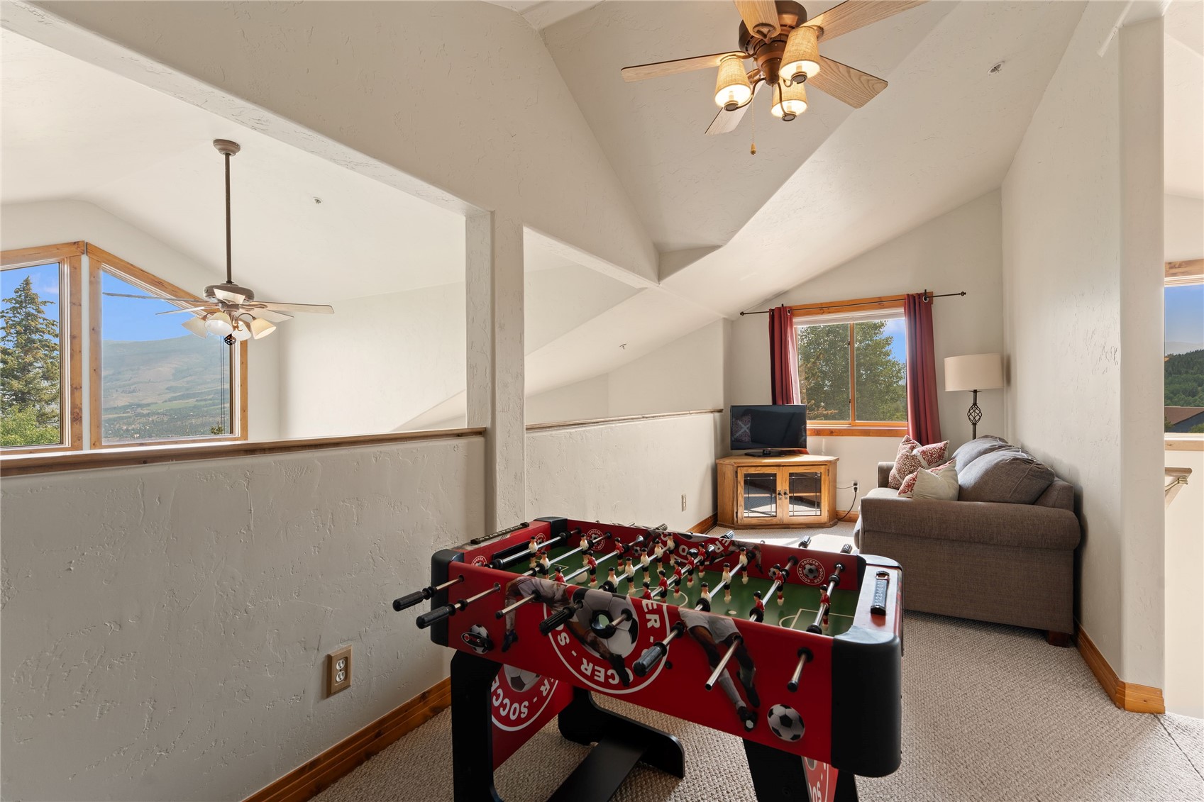 4040 Silverheels Drive 24 Property Photo 23
