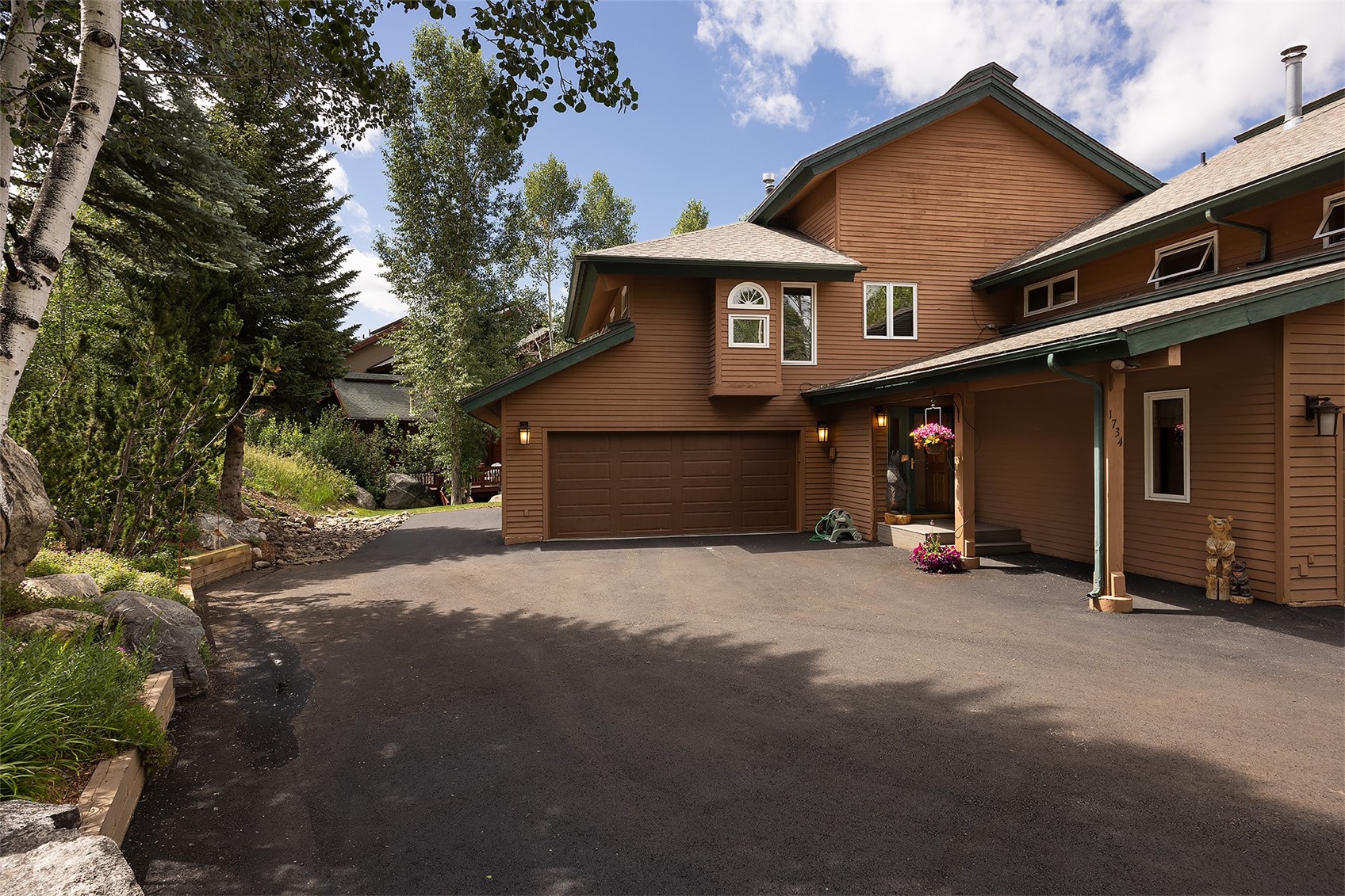 1734 Highland Way 1734 Property Photo 1
