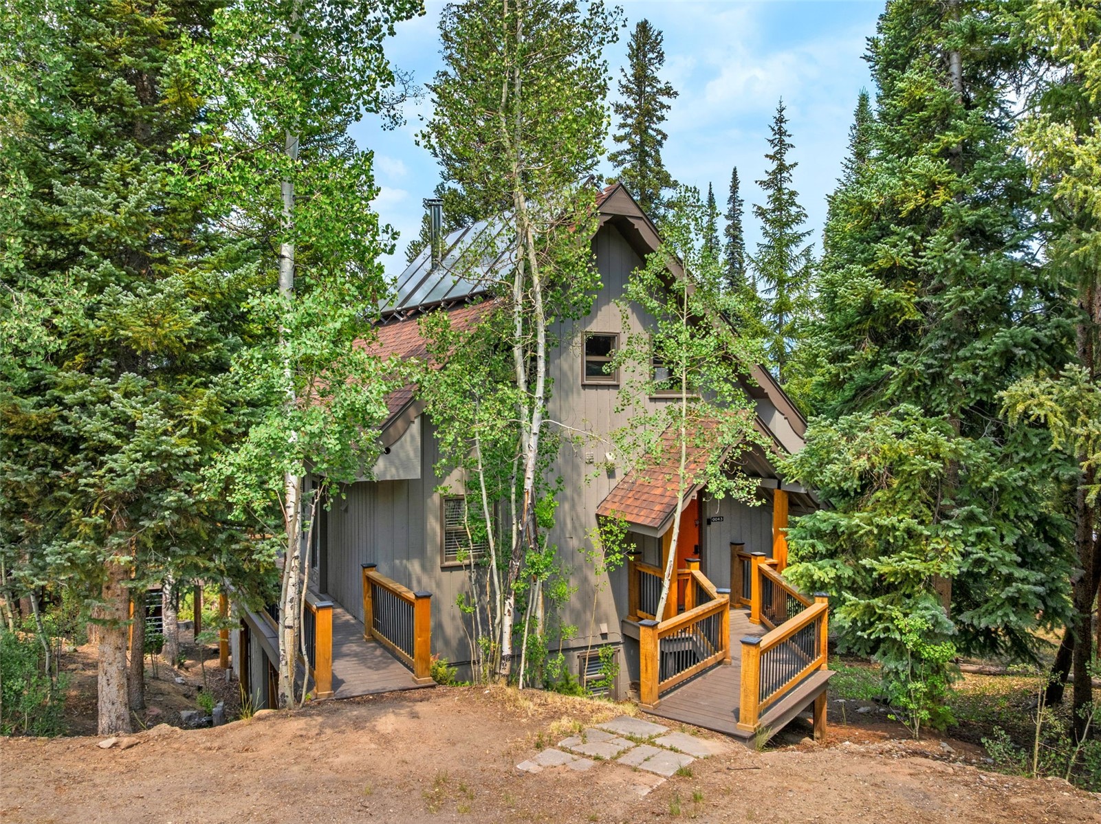 43 Ski Trail CIRCLE Property Photo 1