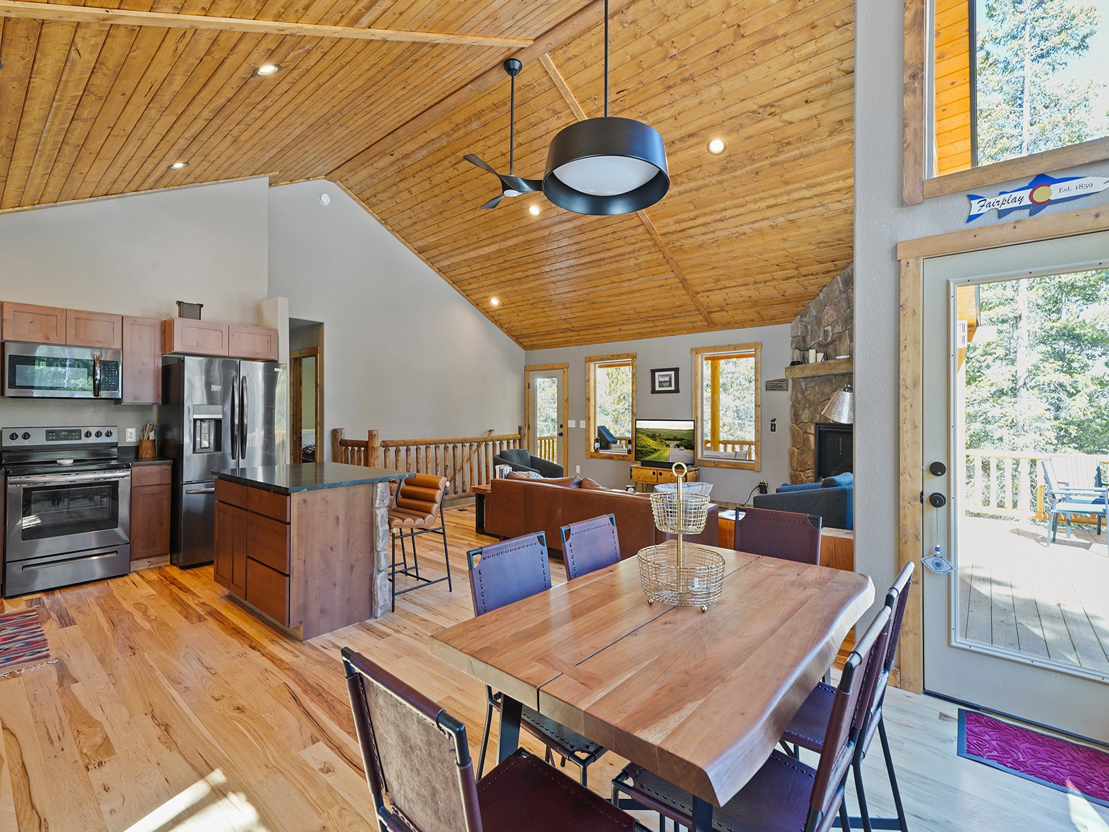 572 Gold Trail Circle Property Photo 11