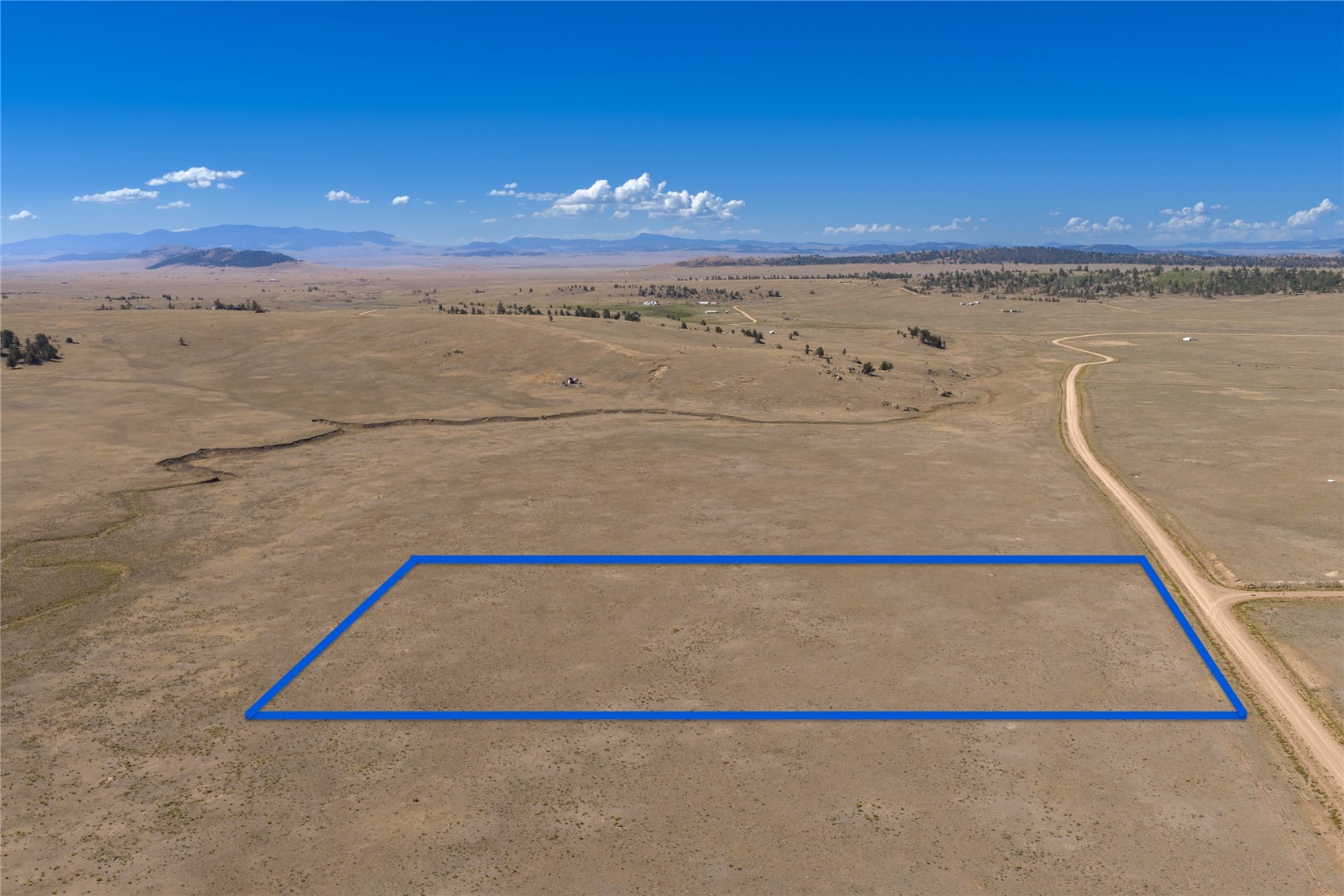 936 Ute Trace Property Photo 5