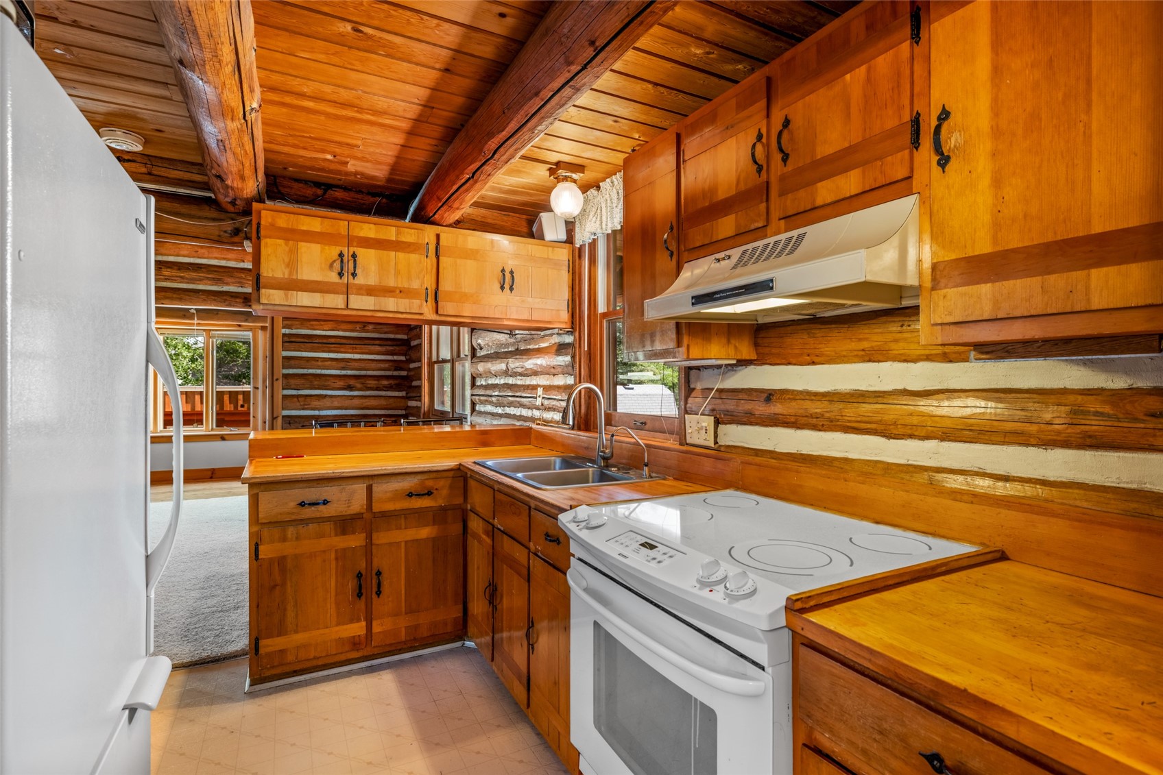 40546 Steamboat Drive Property Photo 7