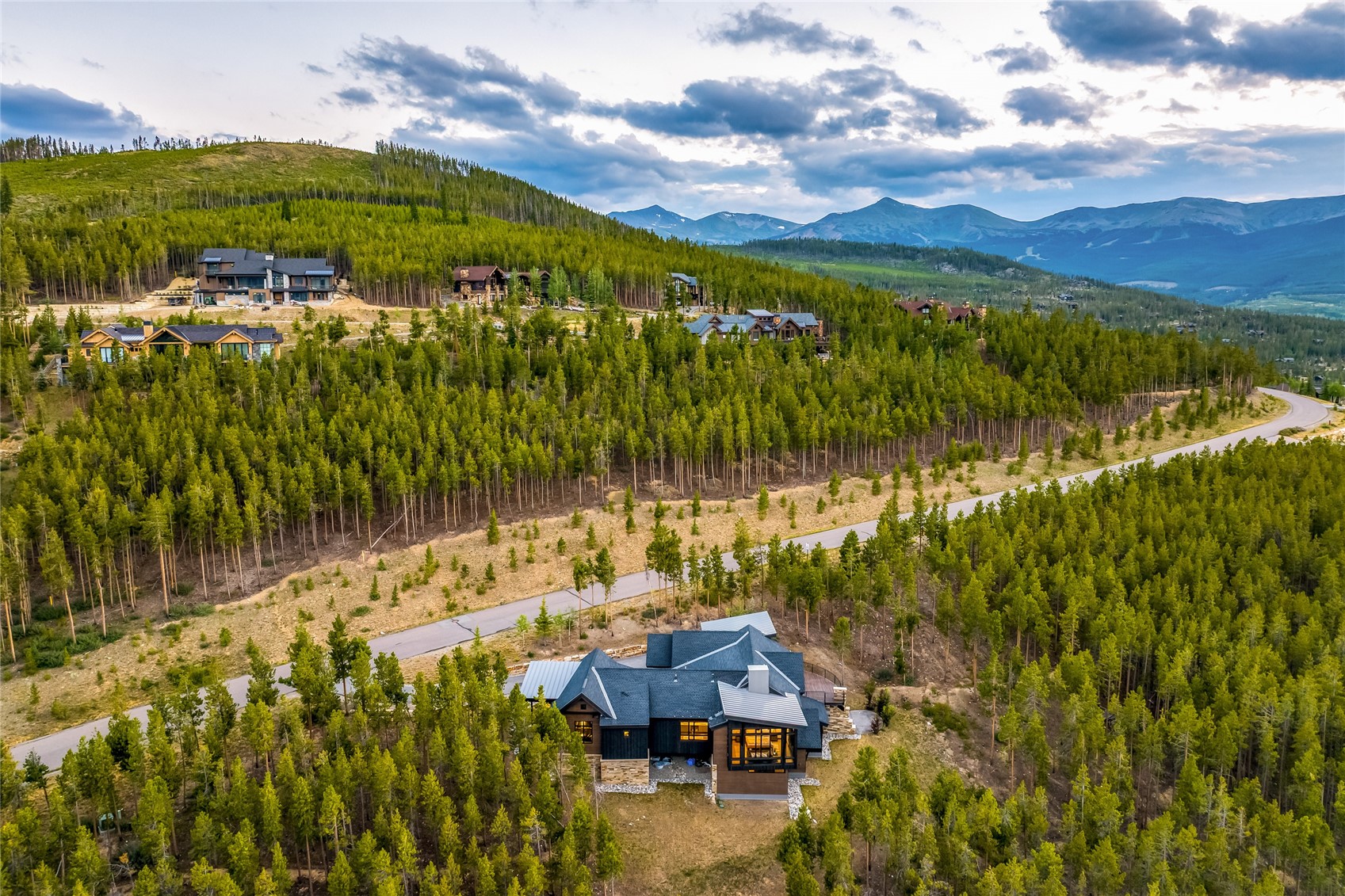 726 Discovery Hill Drive Property Photo 47