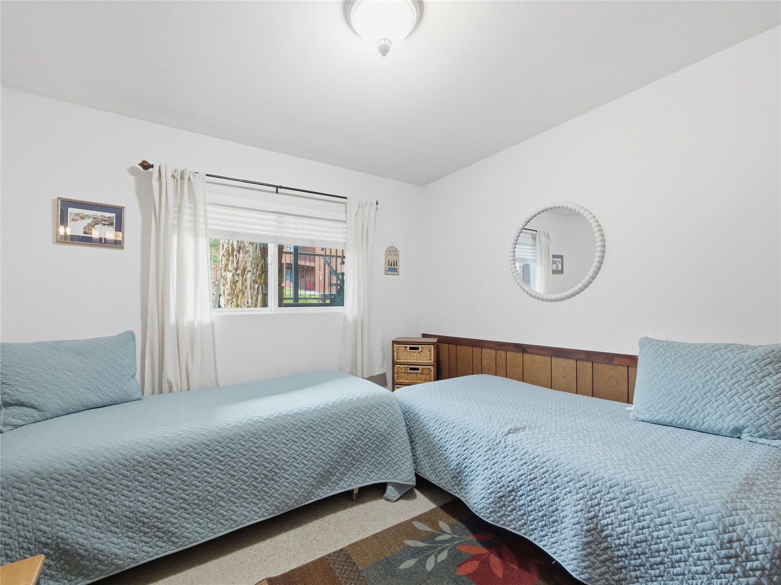 176 E La Bonte Street 101 Property Photo 23