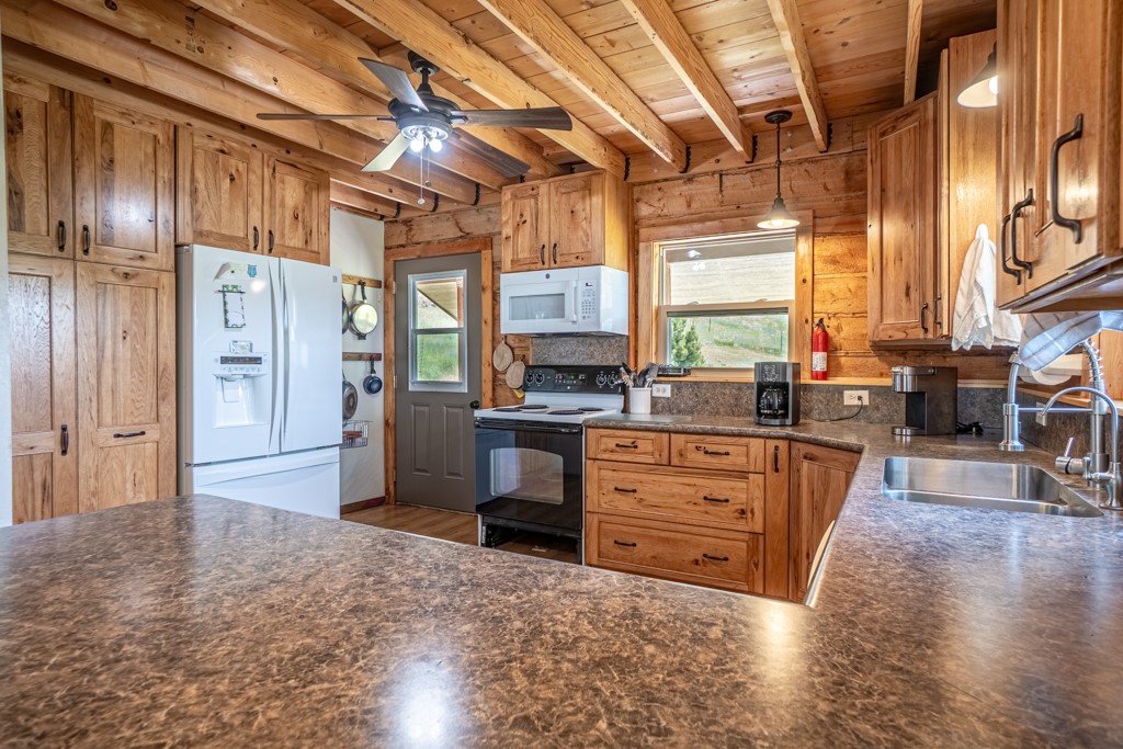 2251 Cr-179 Property Photo 27