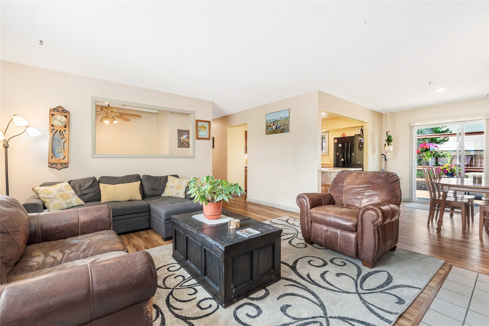 1059 Van Dorn Drive Property Photo 8