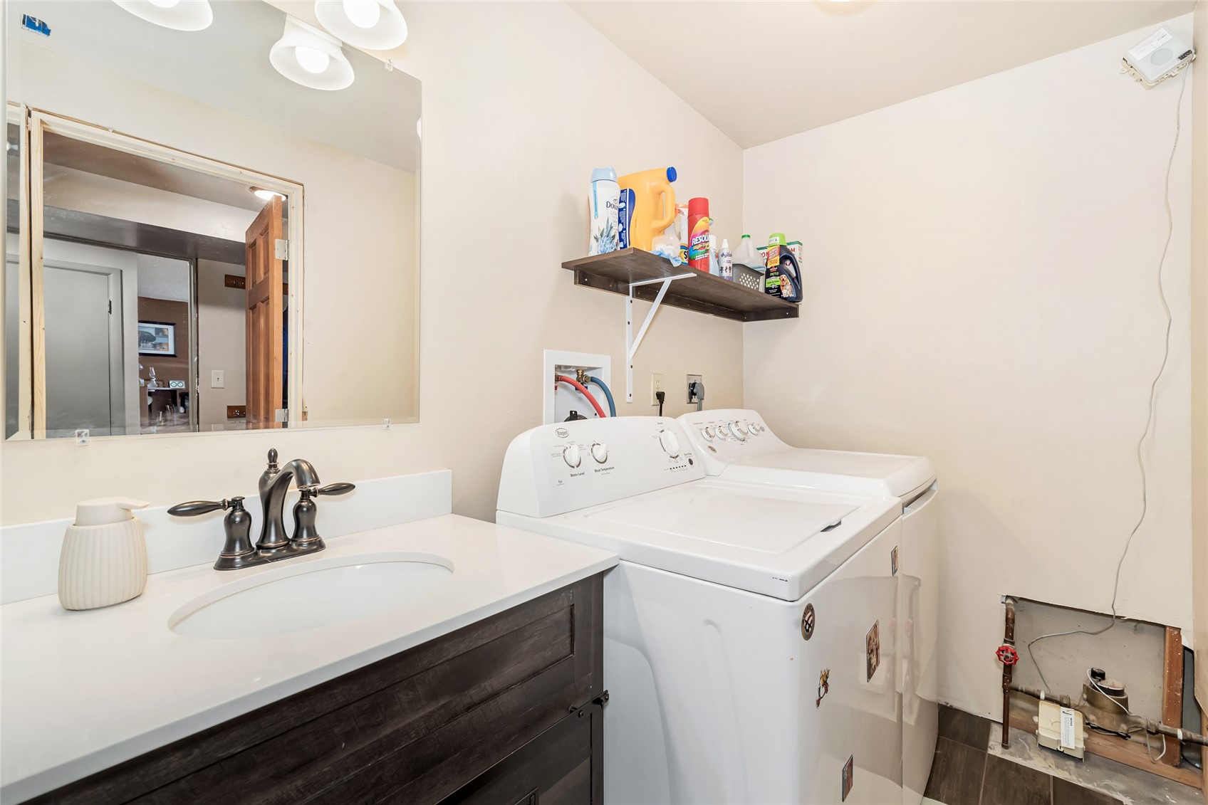 1059 Van Dorn Drive Property Photo 25