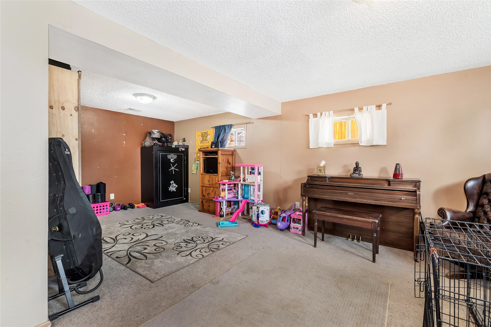 1059 Van Dorn Drive Property Photo 27
