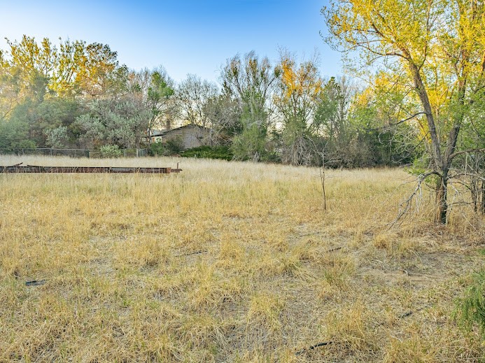 19861 Barnes Cir Property Photo 3