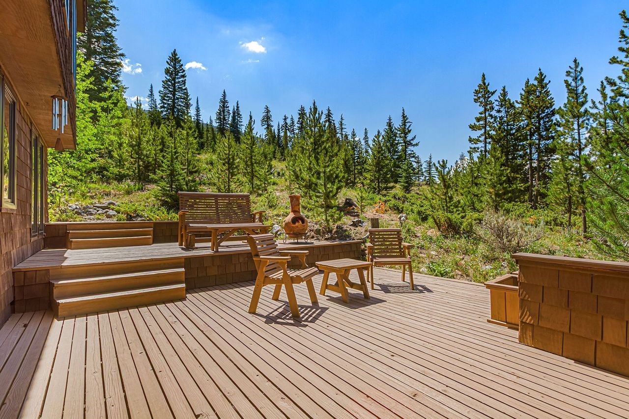 2260 Keystone Ranch Road Property Photo 9