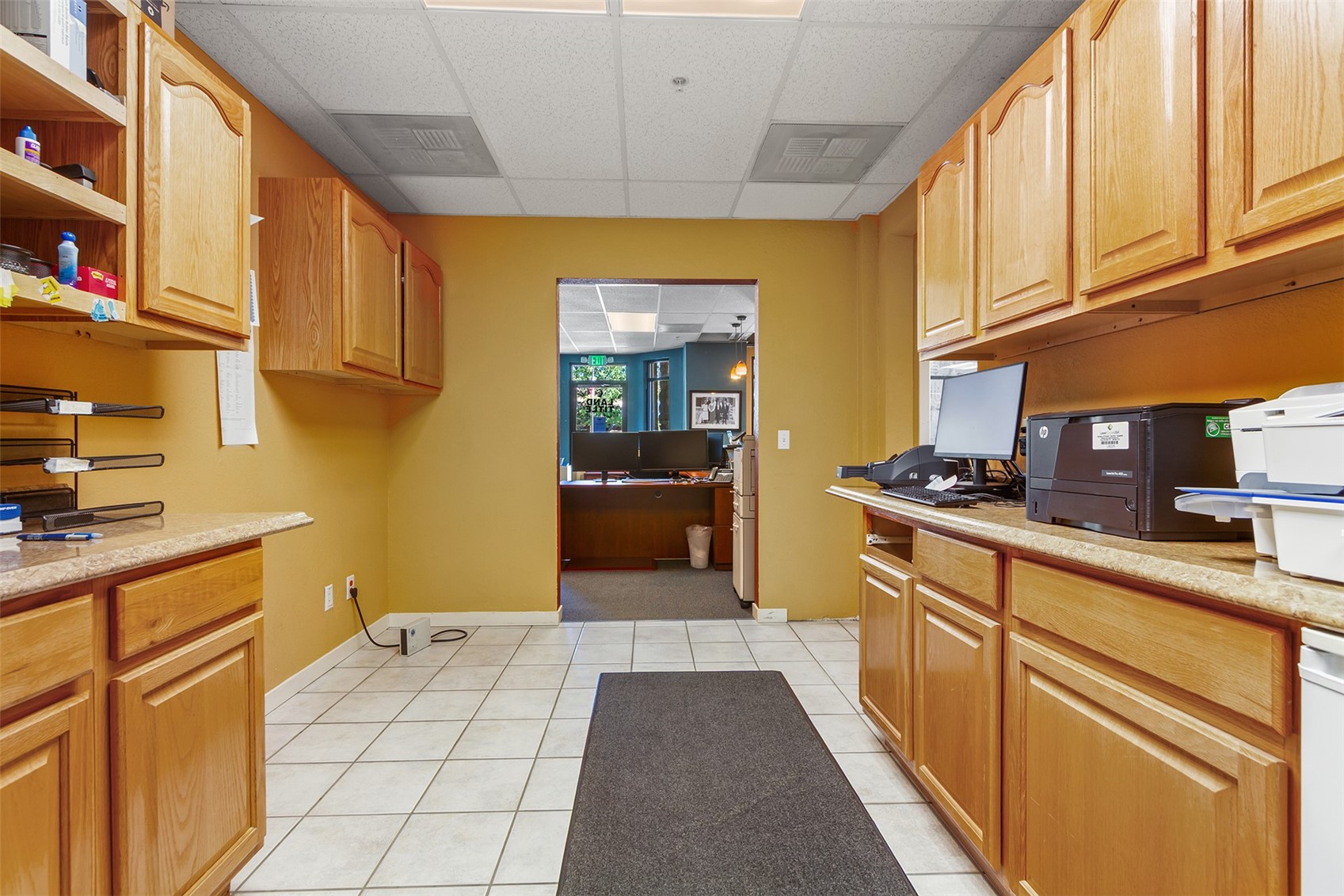 60 E Main Street C,d Property Photo 16