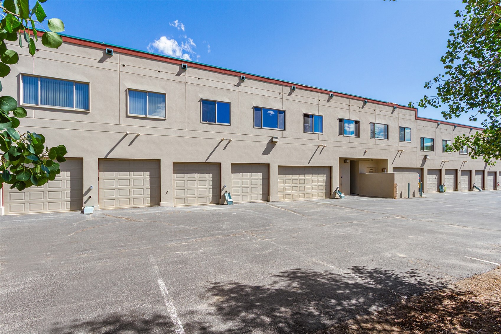 60 E Main Street C,d Property Photo 21