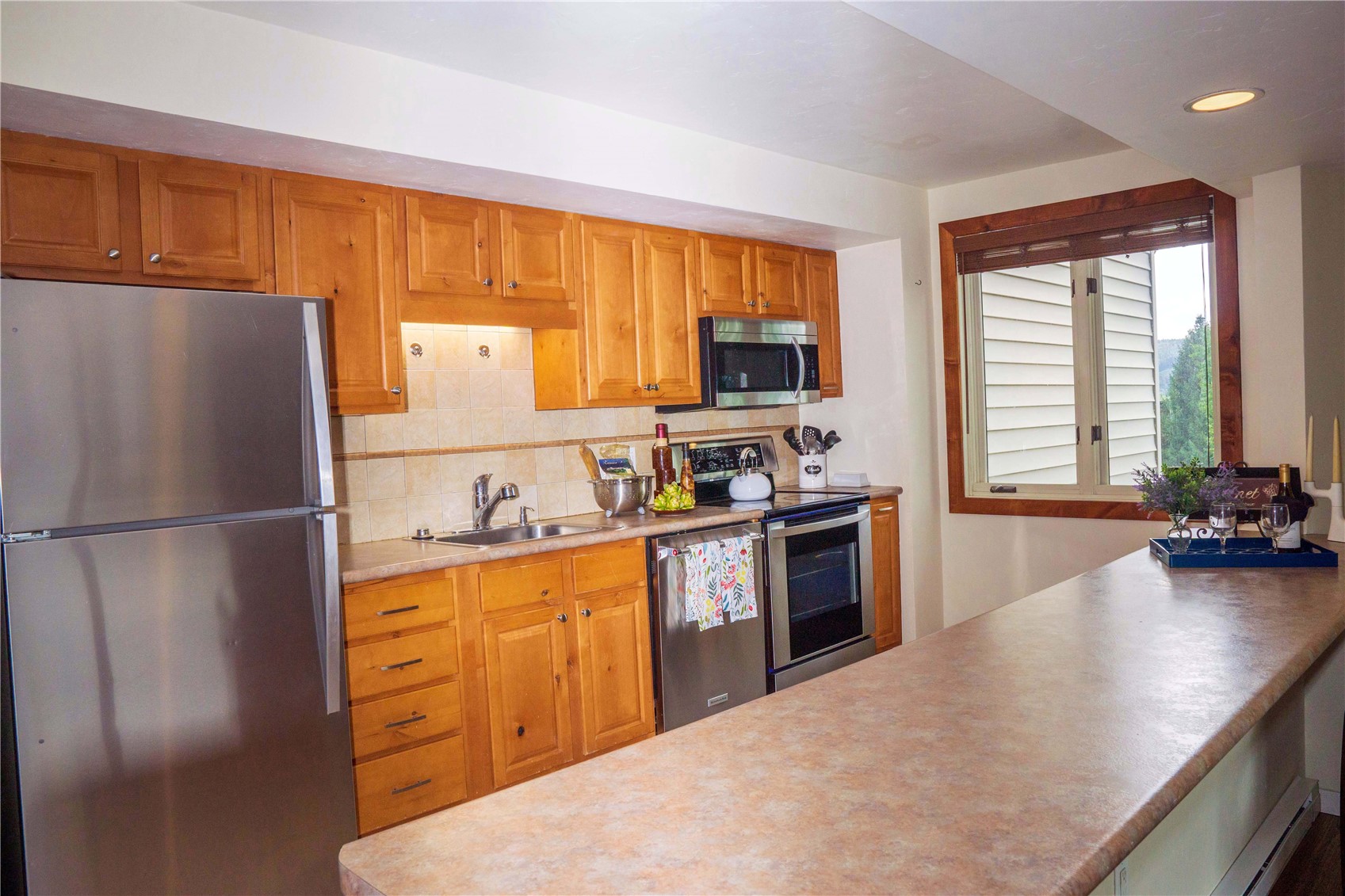 2035 Walton Creek Road A202 Property Photo 5