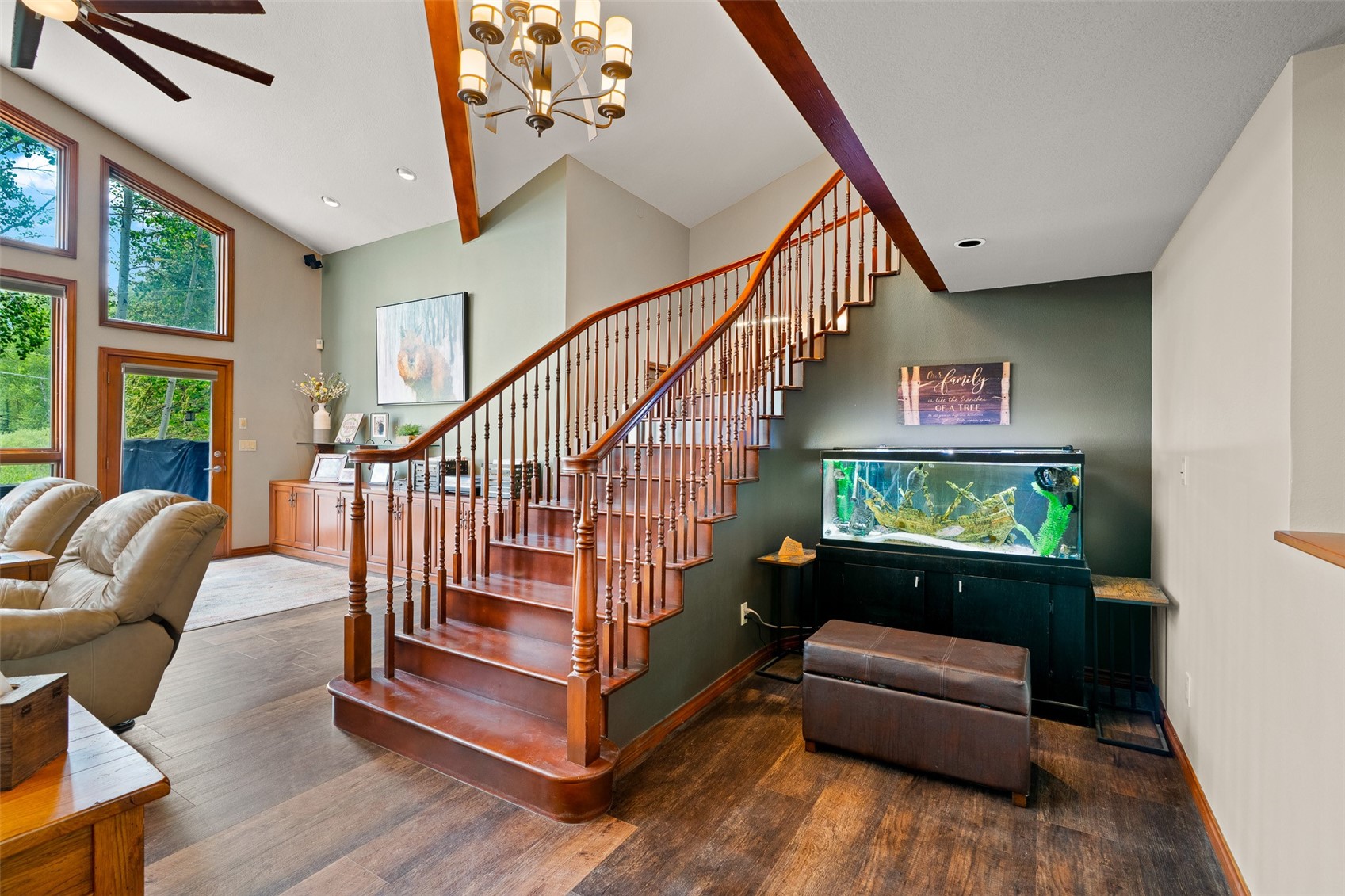56 Riverside Drive Property Photo 7