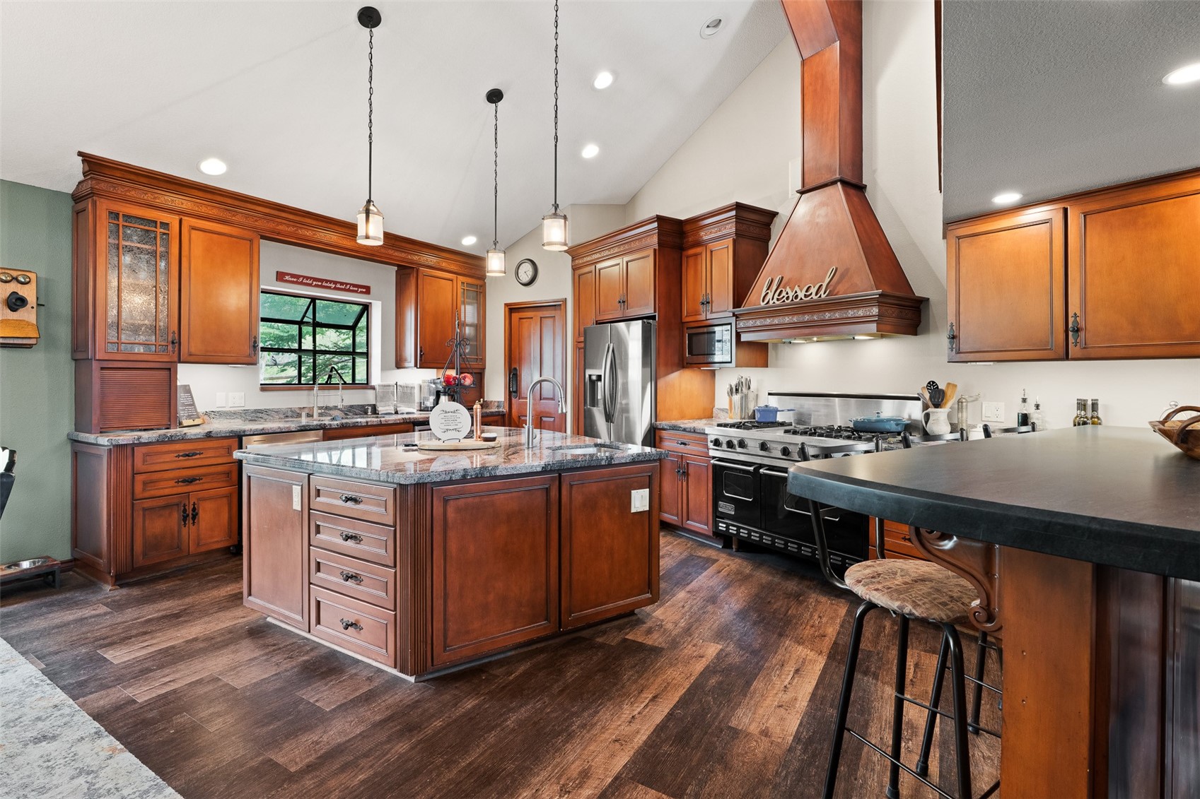 56 Riverside Drive Property Photo 11