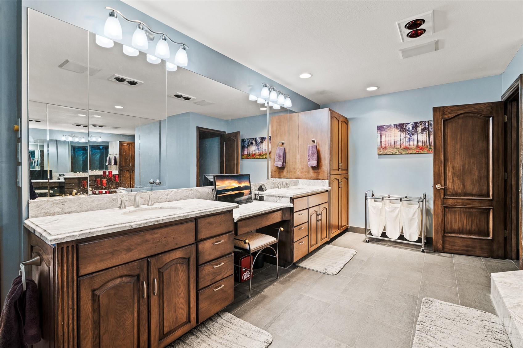 56 Riverside Drive Property Photo 21