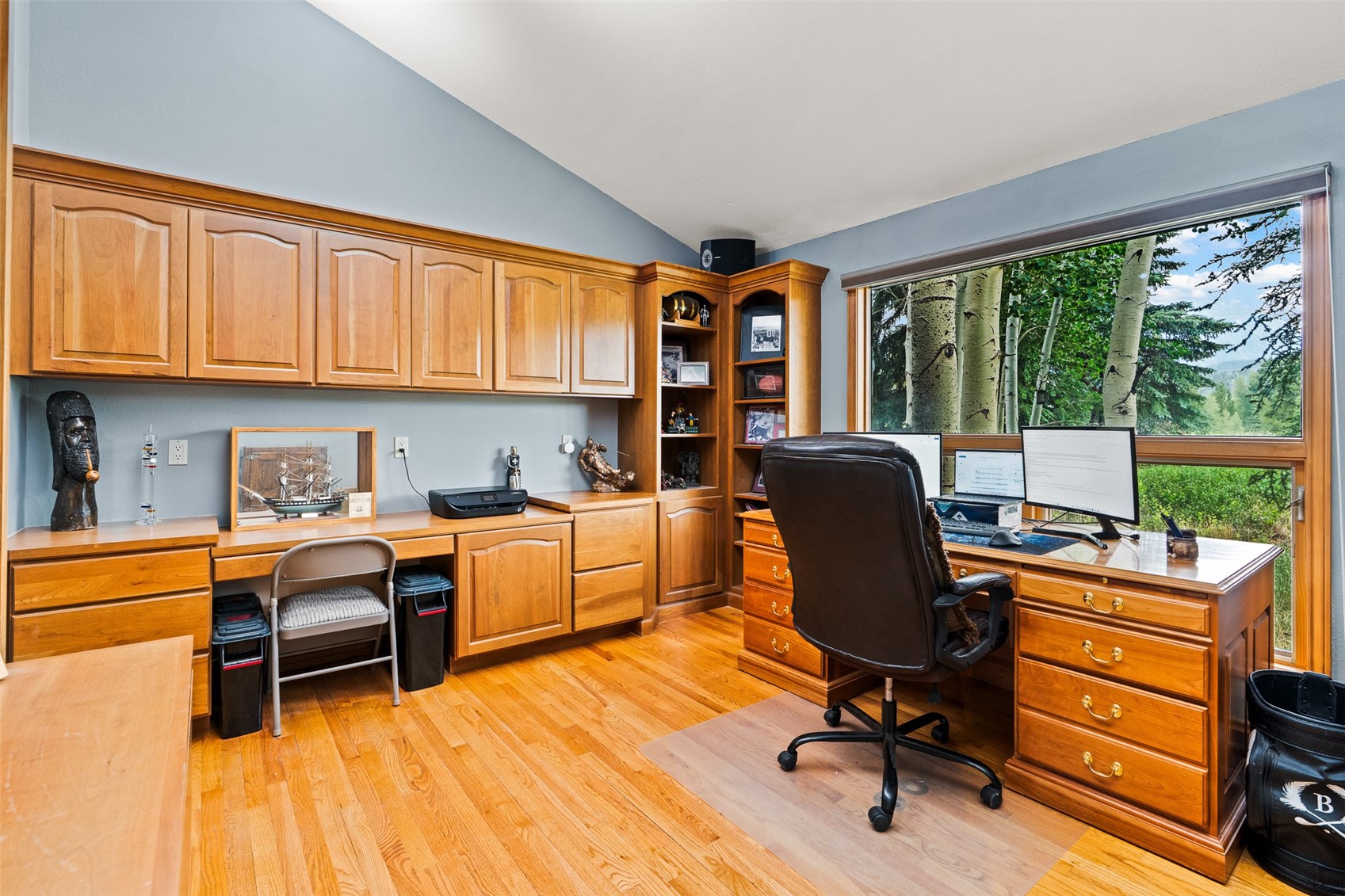 56 Riverside Drive Property Photo 37