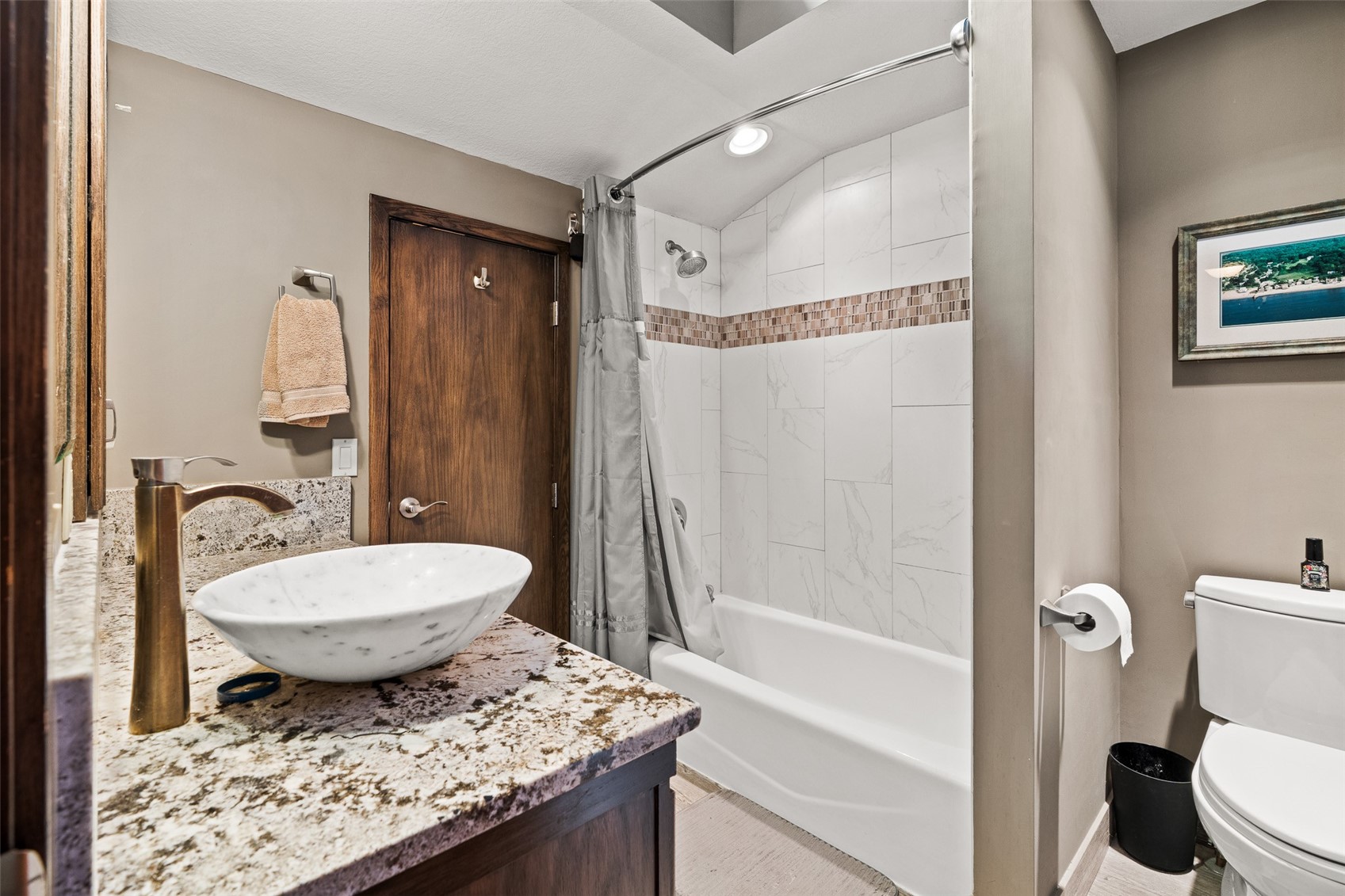 56 Riverside Drive Property Photo 41