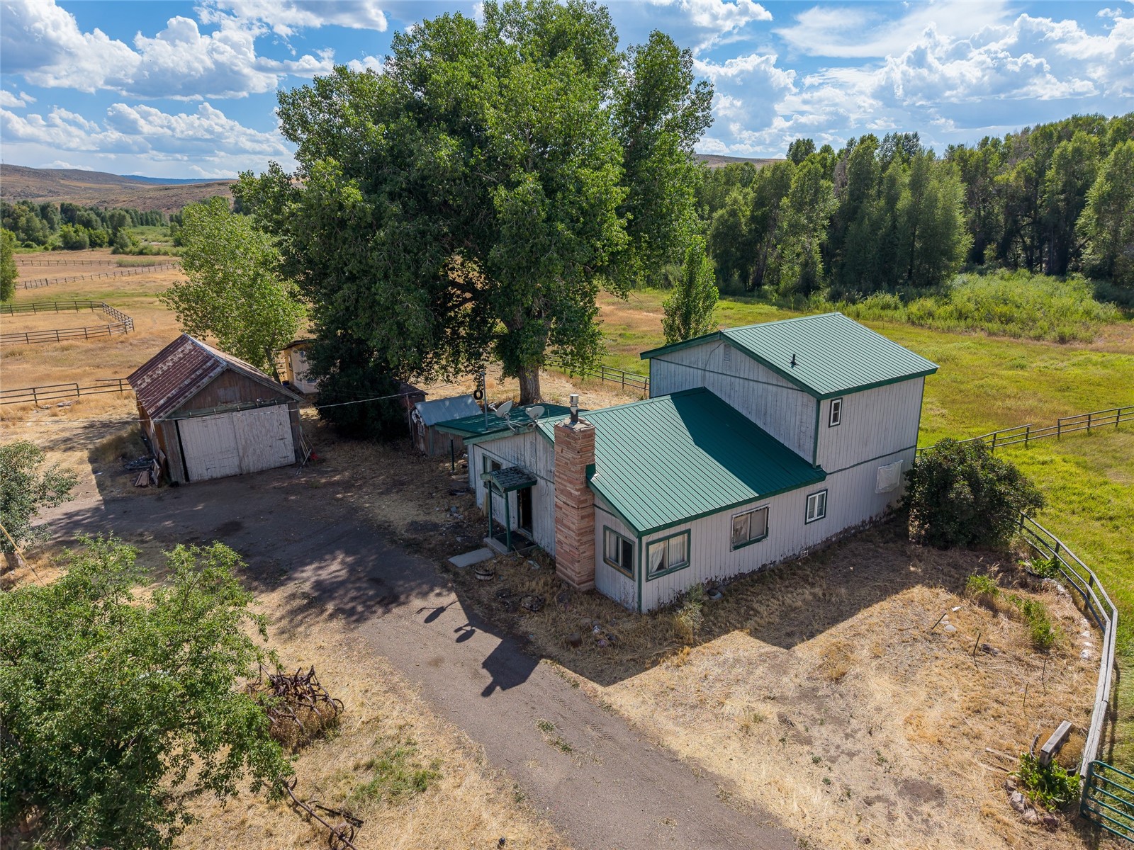 2705 Highway 40 Property Photo 5