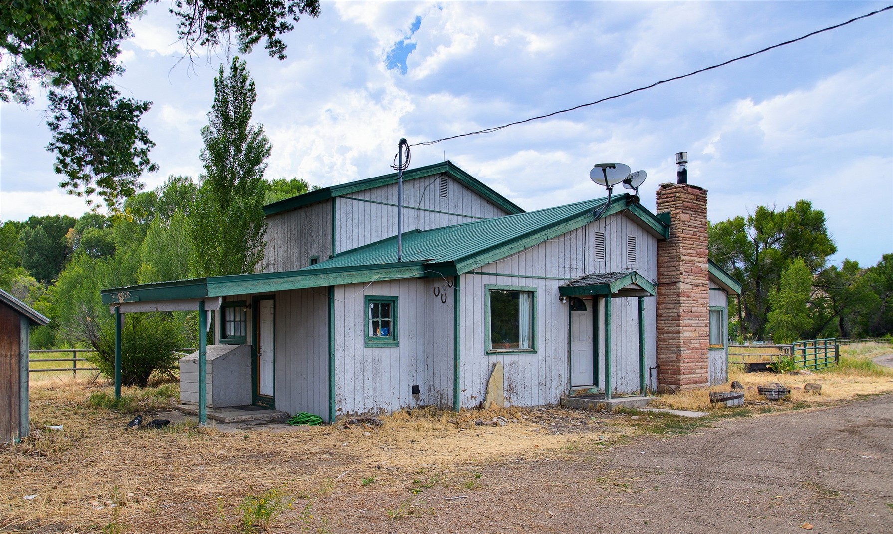 2705 Highway 40 Property Photo 7