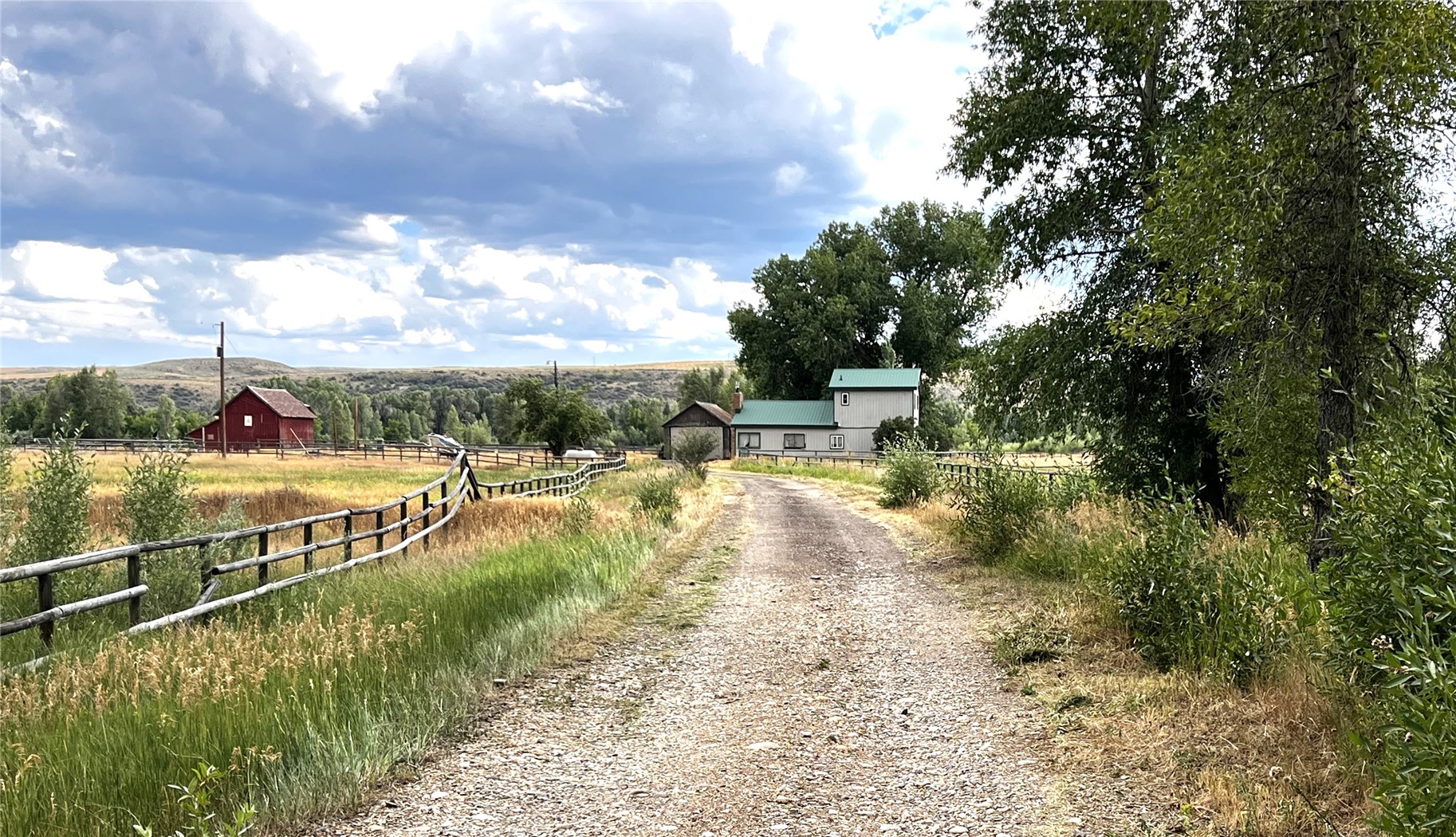 2705 Highway 40 Property Photo 8